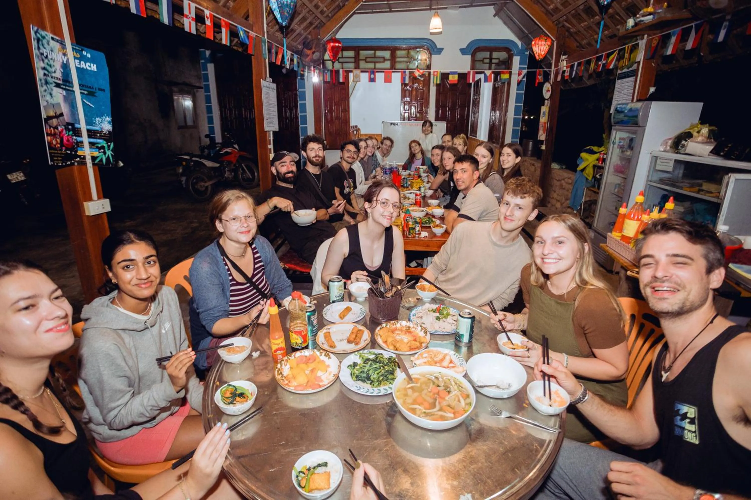 Restaurant/places to eat in Green Riverside Cosy Home