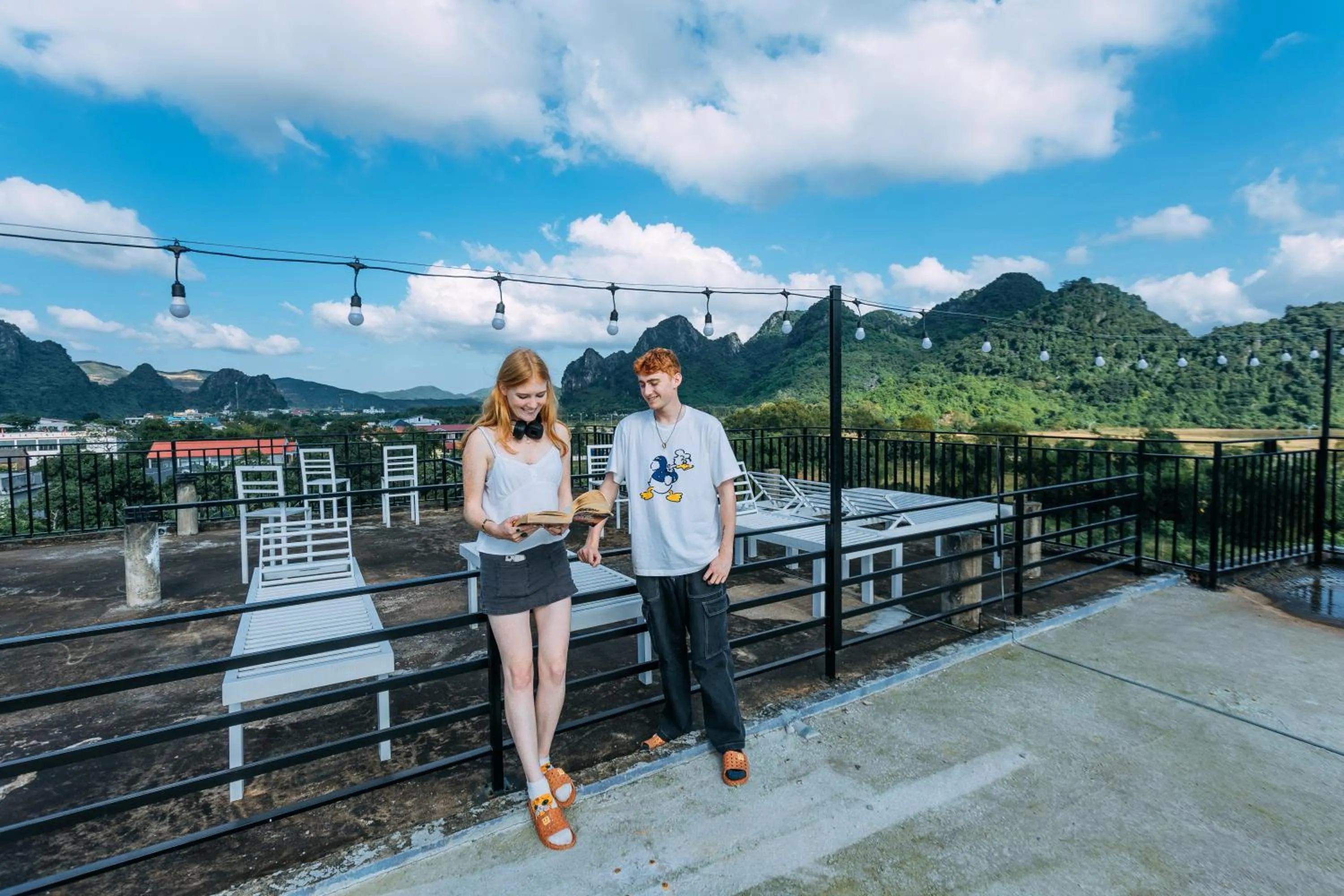 Patio in Green Riverside Cosy Home