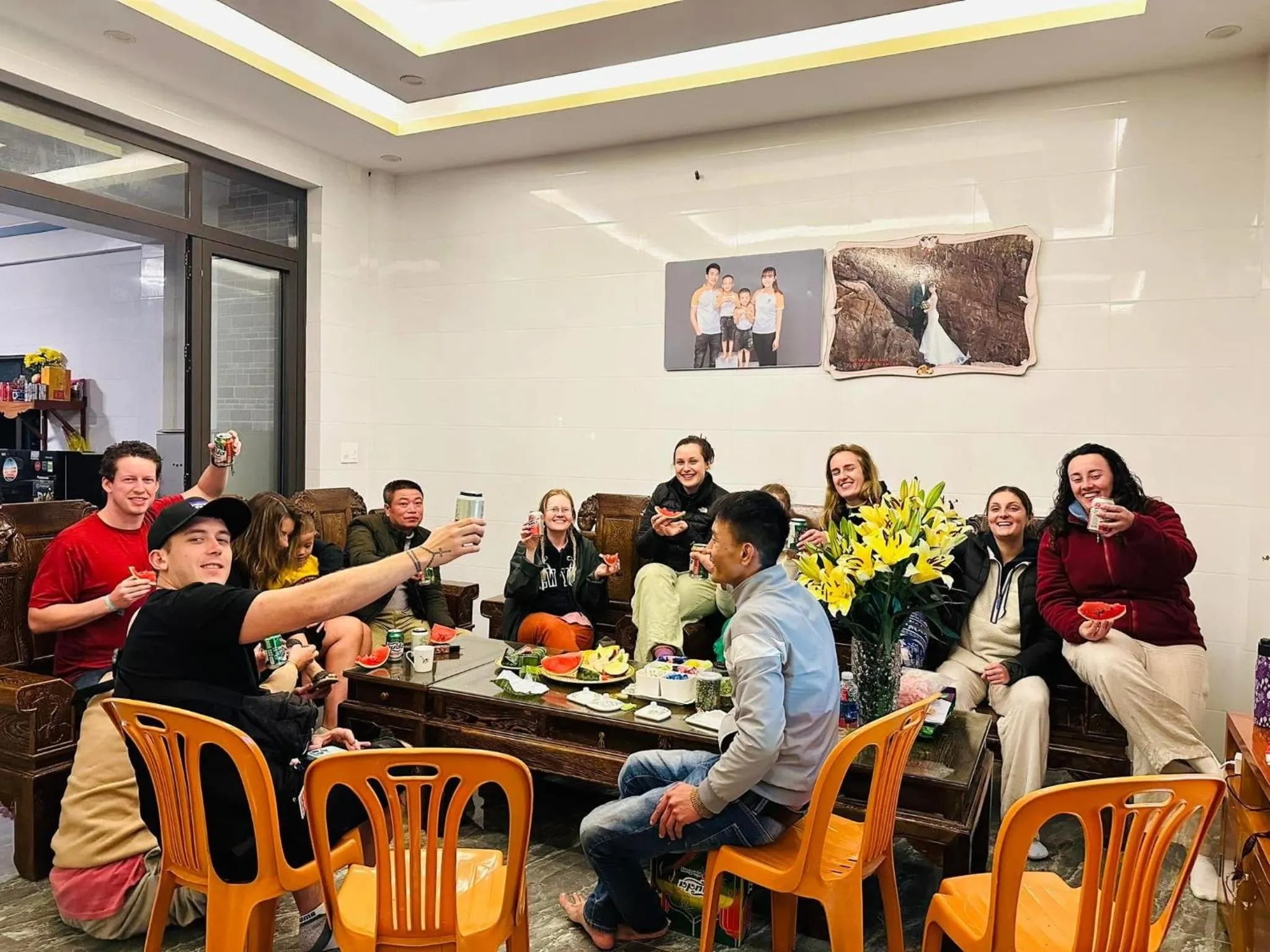 Green Riverside Cosy Home