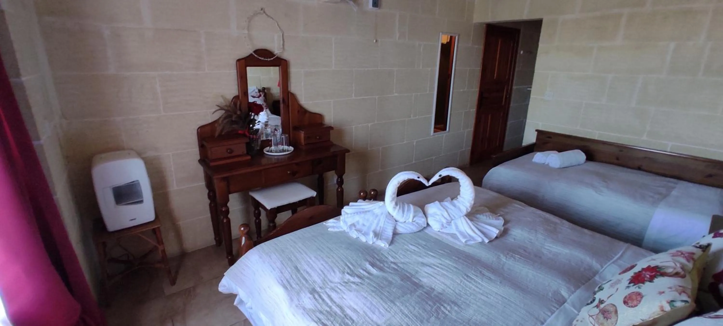 Photo of the whole room in Gizimina B&B by VeroSole