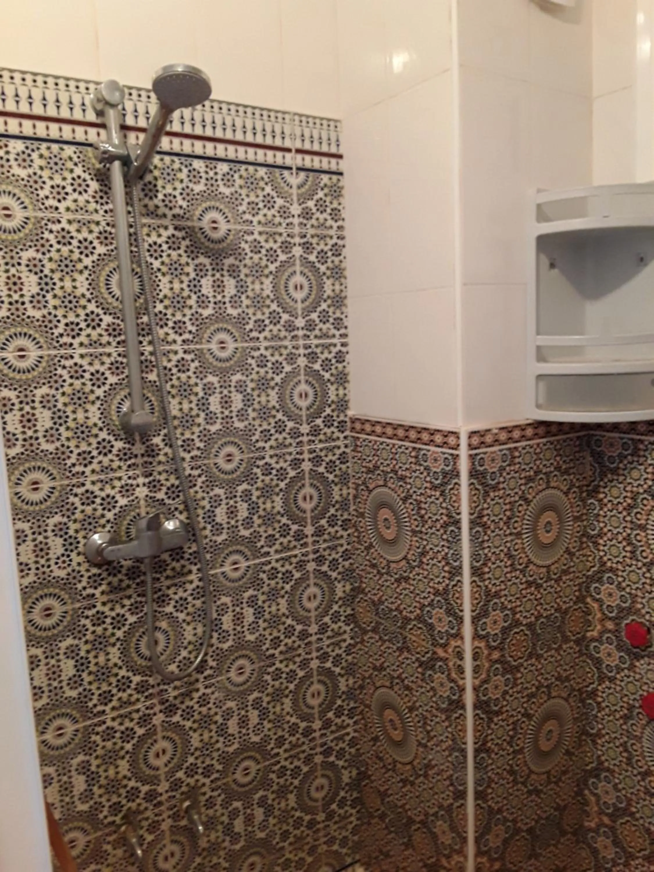 Shower in Maison d'Hôte à Saïdia