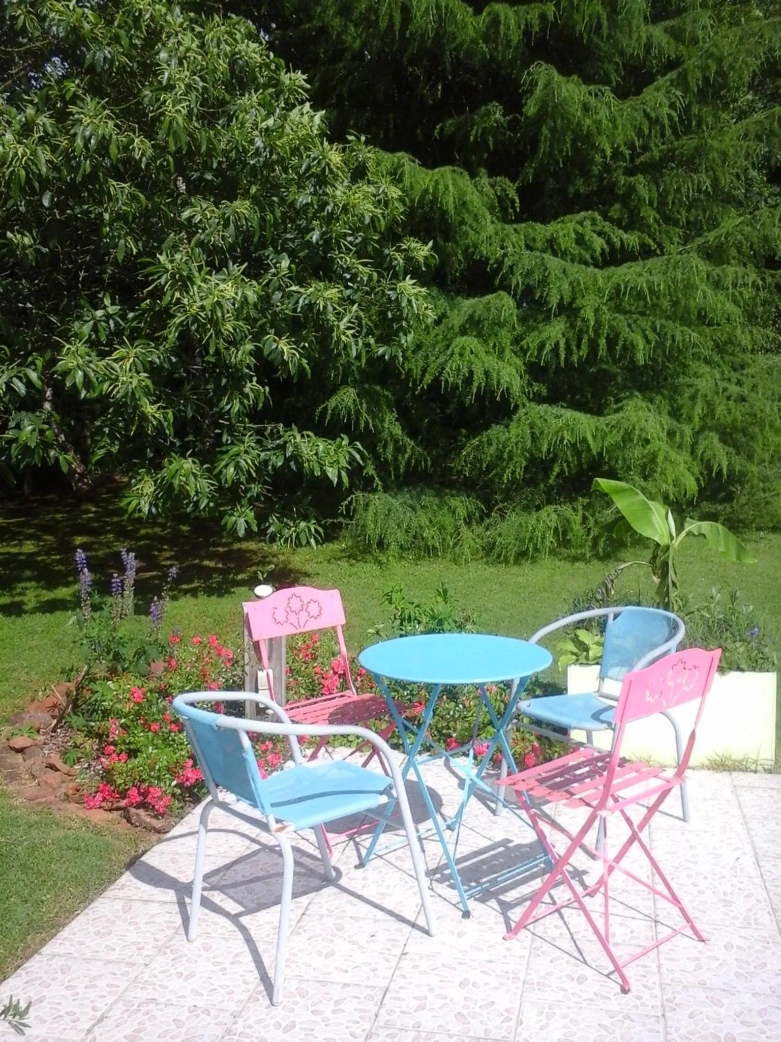 Patio in Chambre D'hôte De La Rotterie