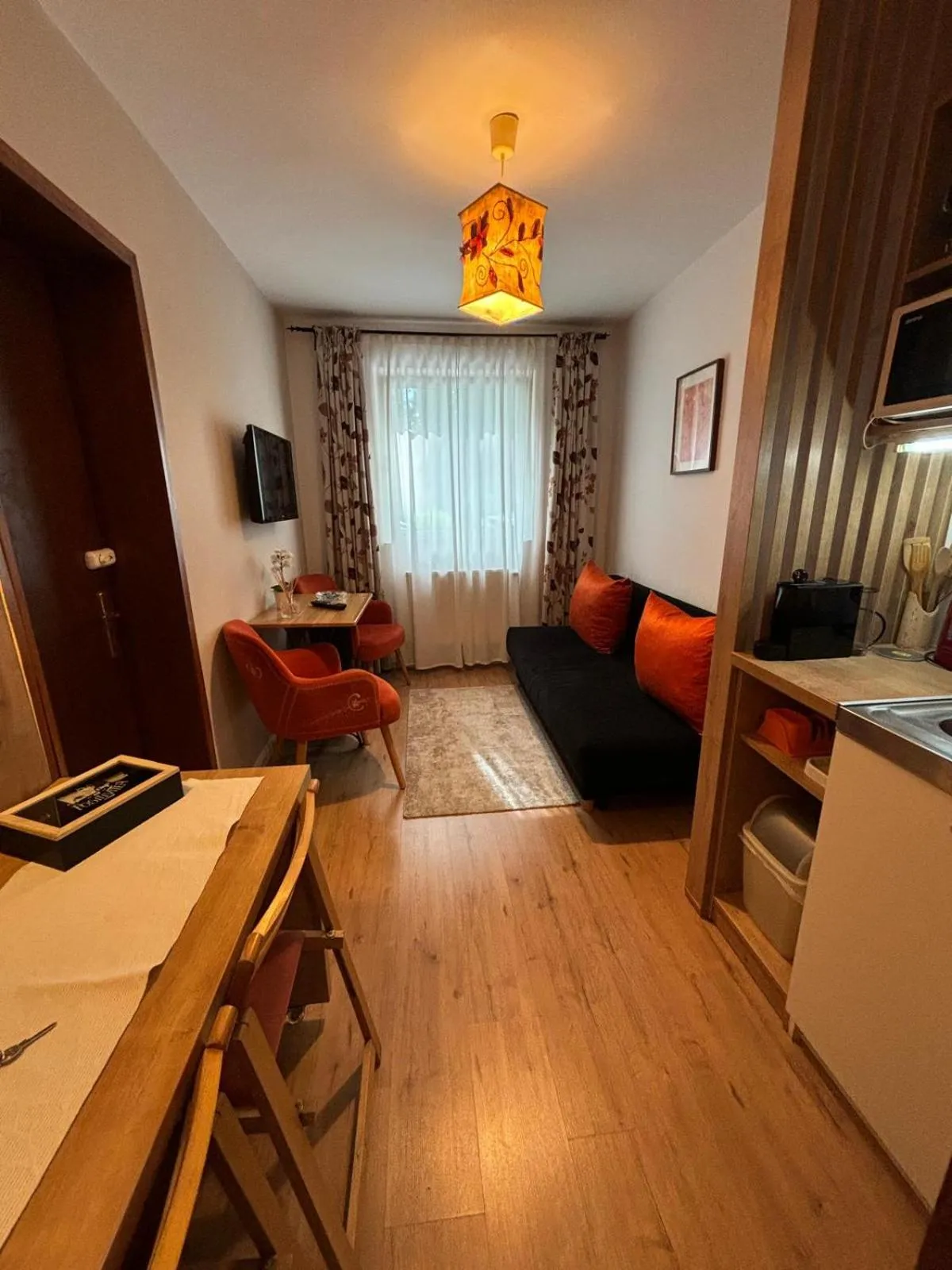 Brigitte Apartments