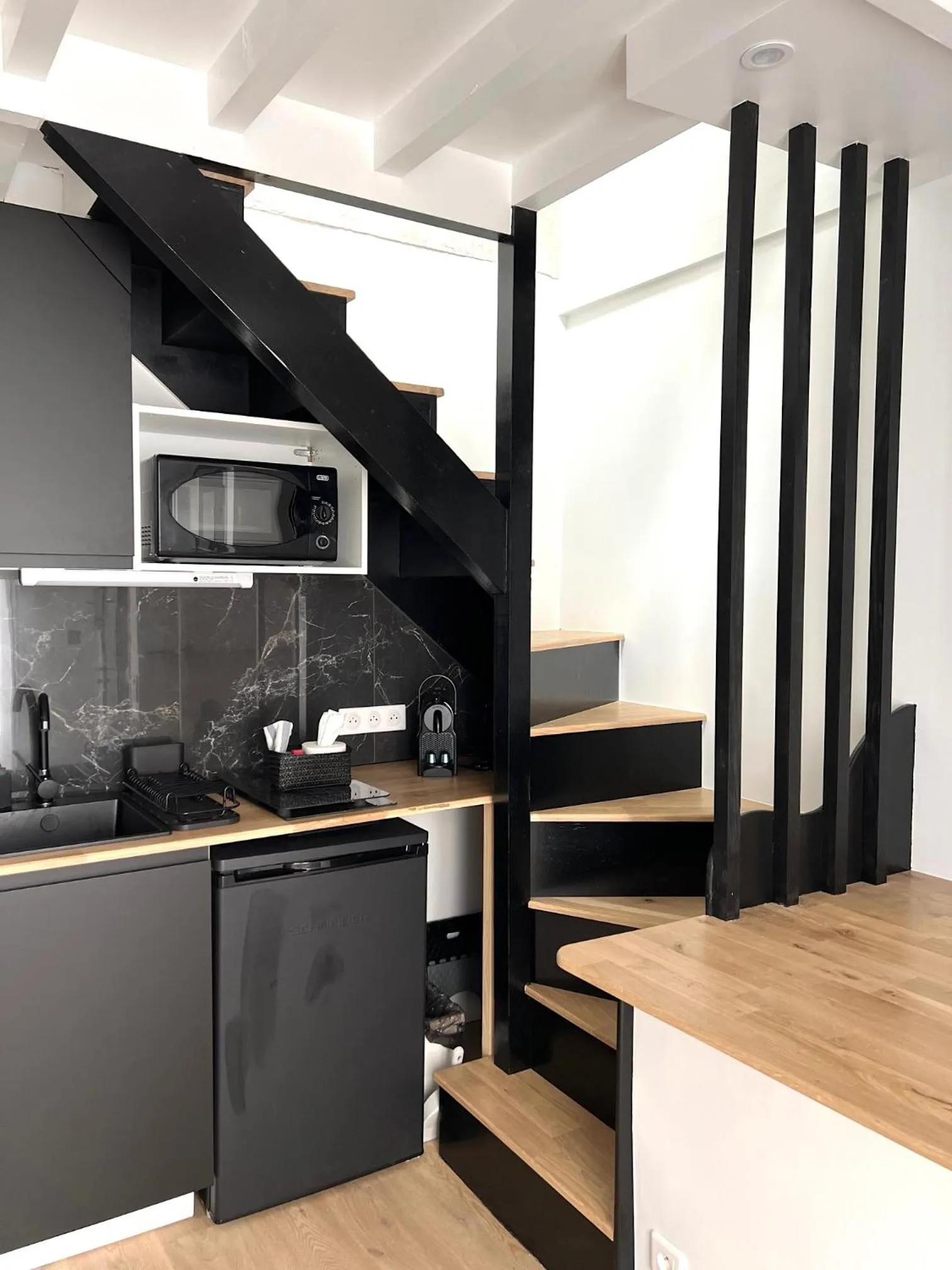 kitchen in Beatrice et Emmanuel Meublé Eiffel