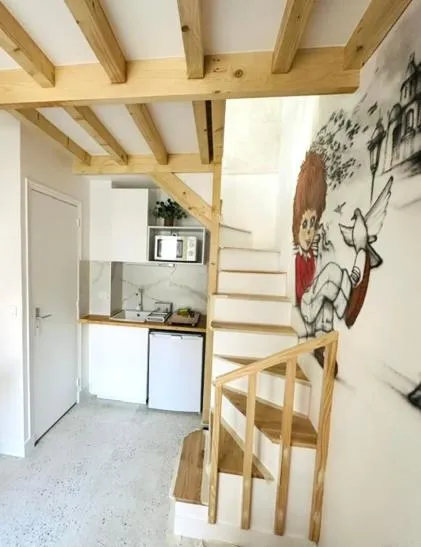 Kitchen or kitchenette in Beatrice et Emmanuel Meublé Eiffel