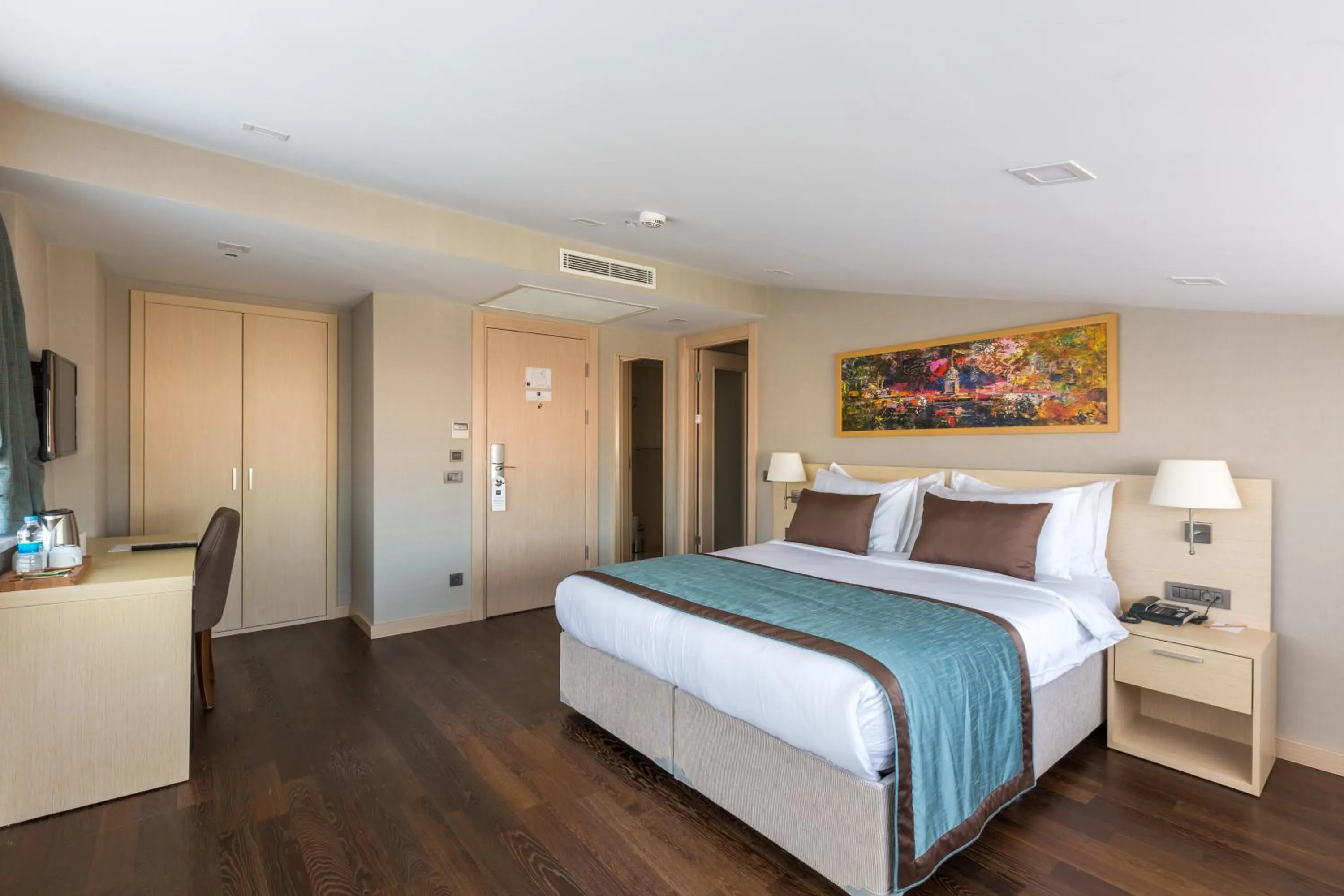 Decorative detail, Bed in Molton Monapart Mecidiyekoy