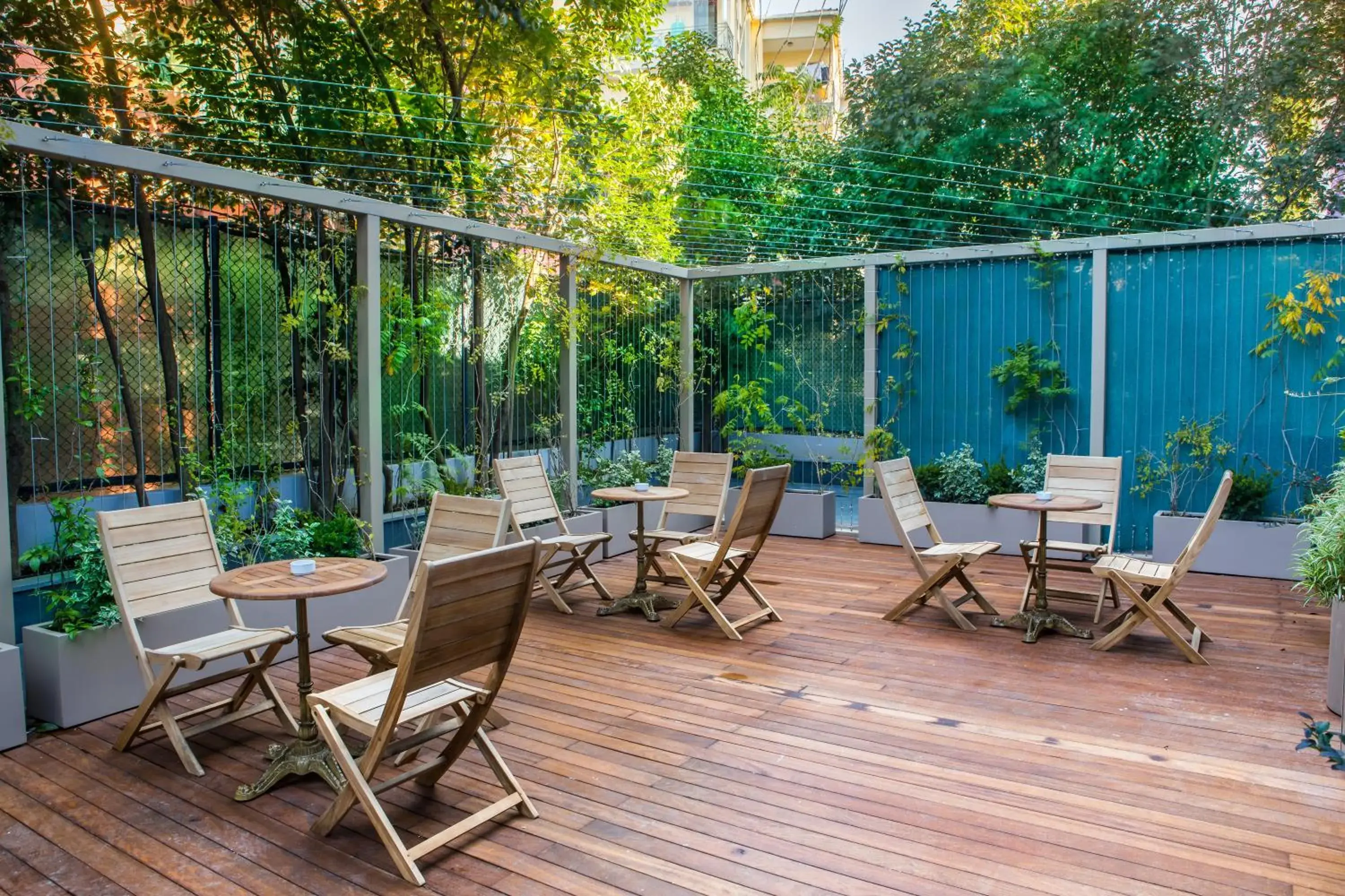 Facade/entrance in Molton Monapart Mecidiyekoy Facade/entrance in Molton Monapart Mecidiyekoy