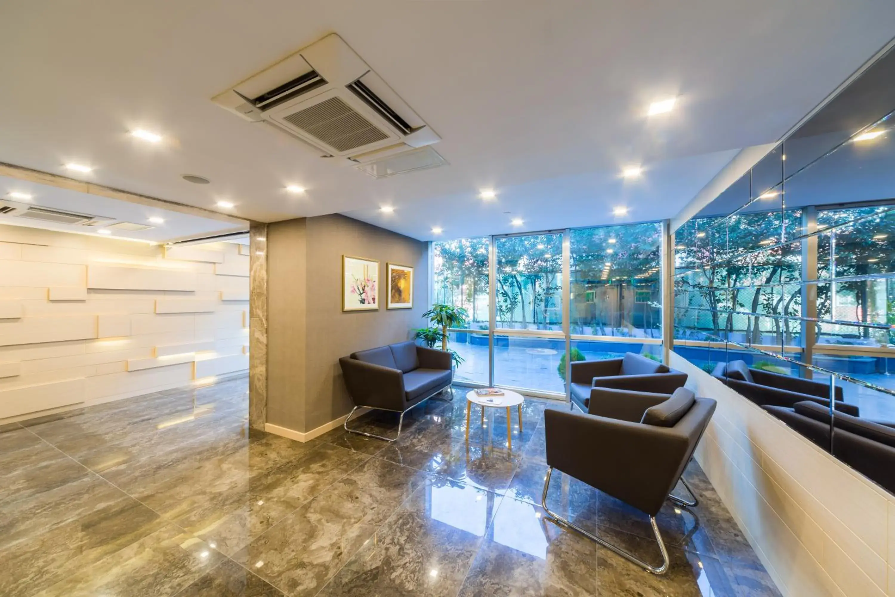 Lobby or reception in Molton Monapart Mecidiyekoy Lobby or reception in Molton Monapart Mecidiyekoy