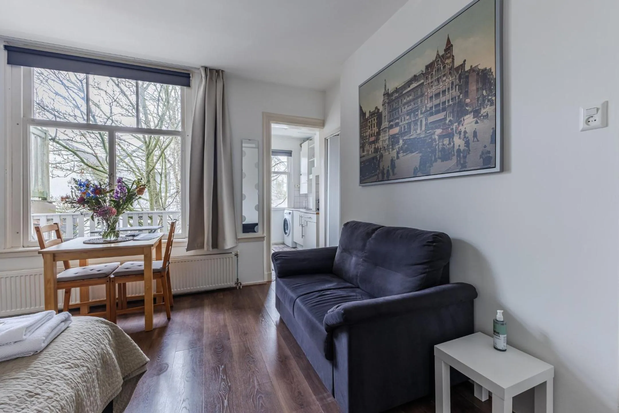 Living room in Albert Cuyp Studio