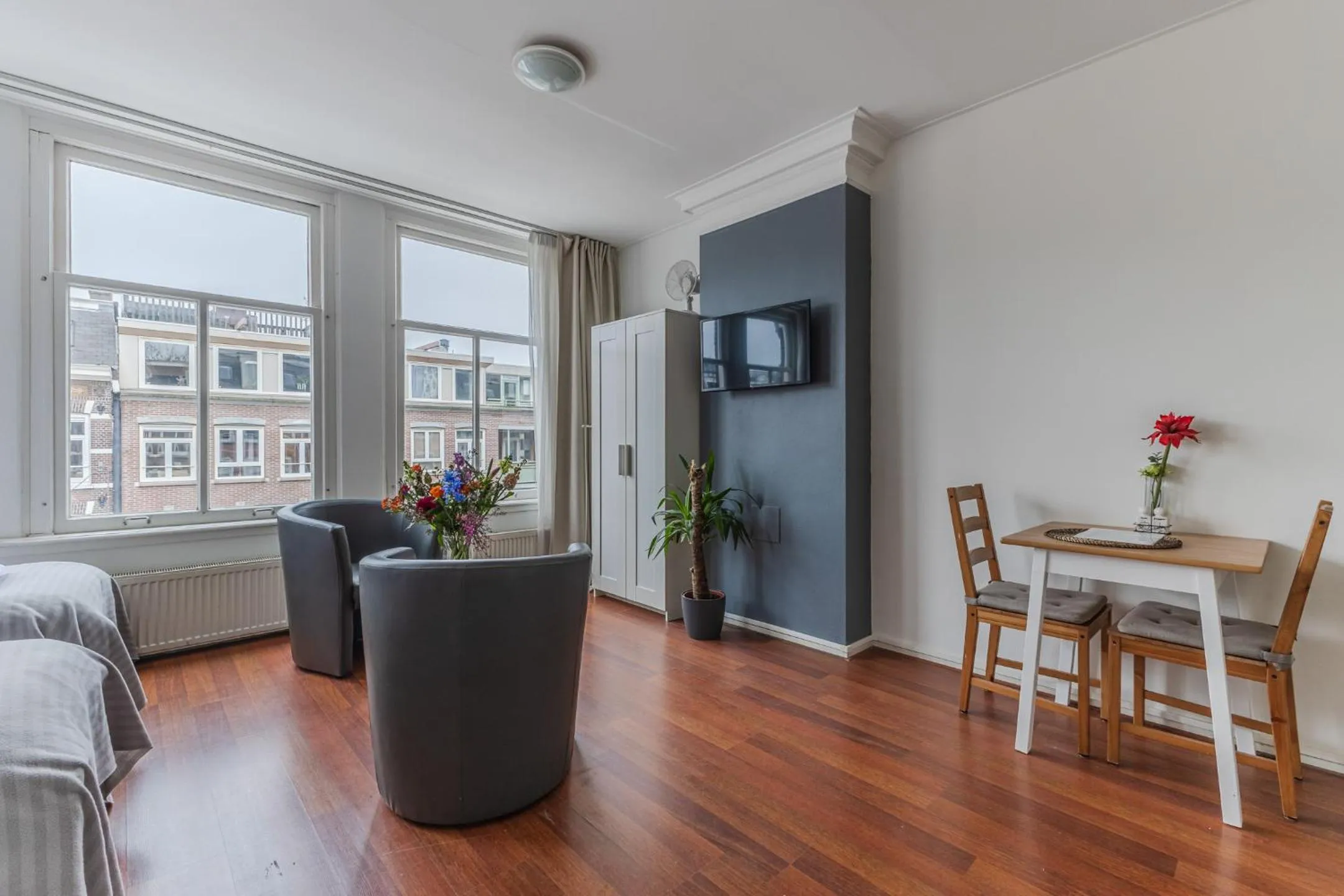 TV and multimedia in Albert Cuyp Studio