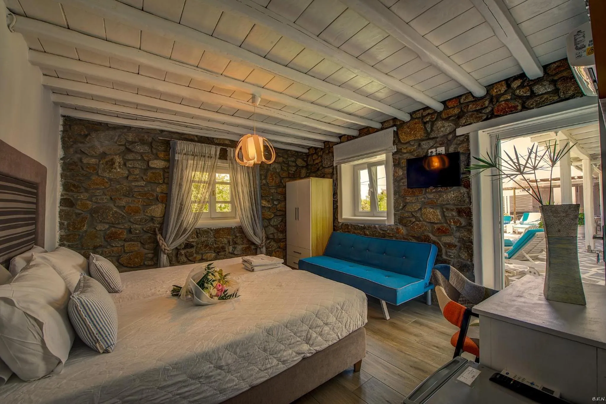 Photo of the whole room in Anamar Blu