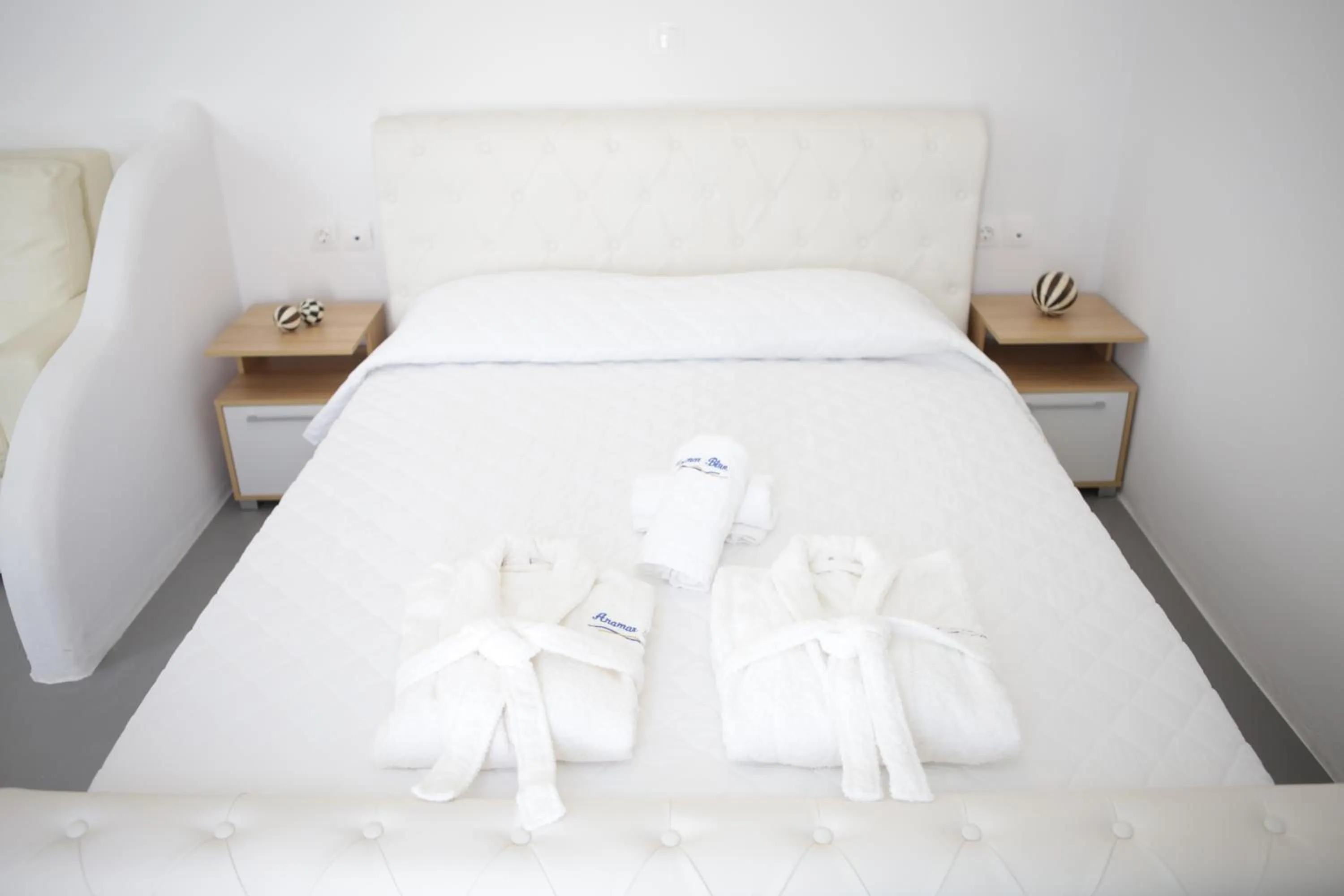 Photo of the whole room in Anamar Blu