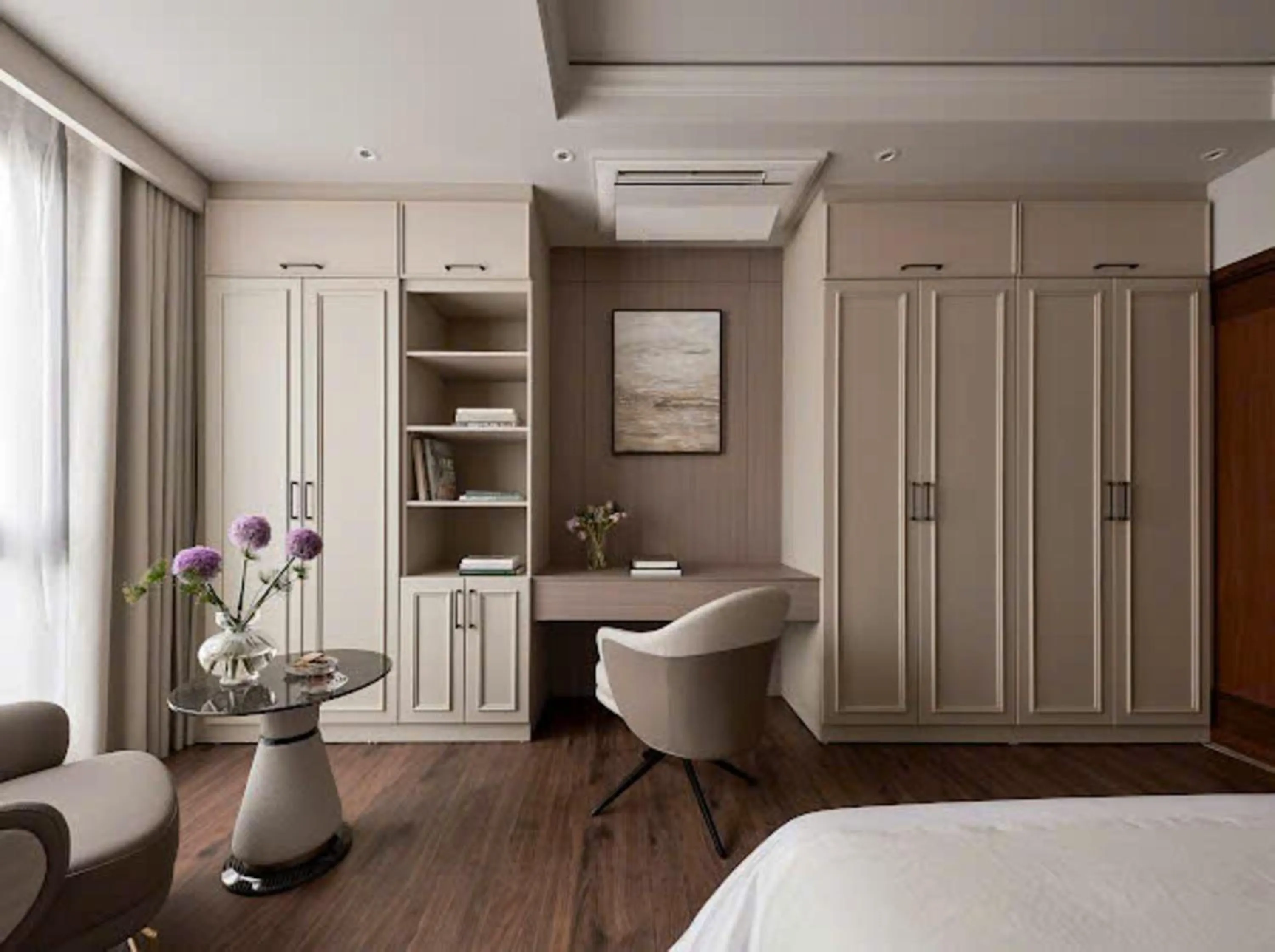 Photo of the whole room, Bed in Sunflower Apartment - Luxury Suite by THC Group