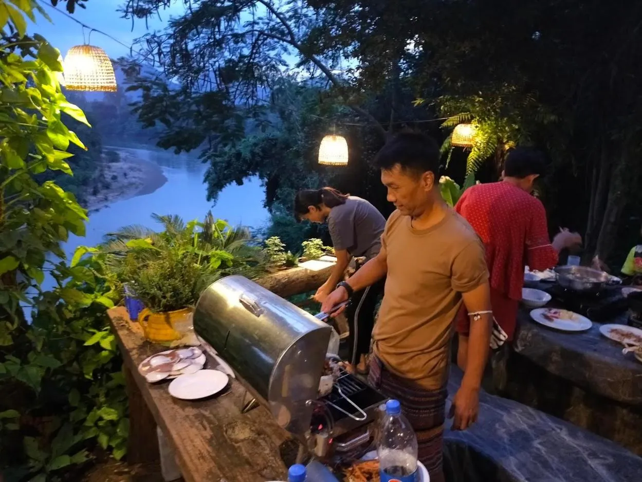 Restaurant/places to eat in Baanmai Phaipa House