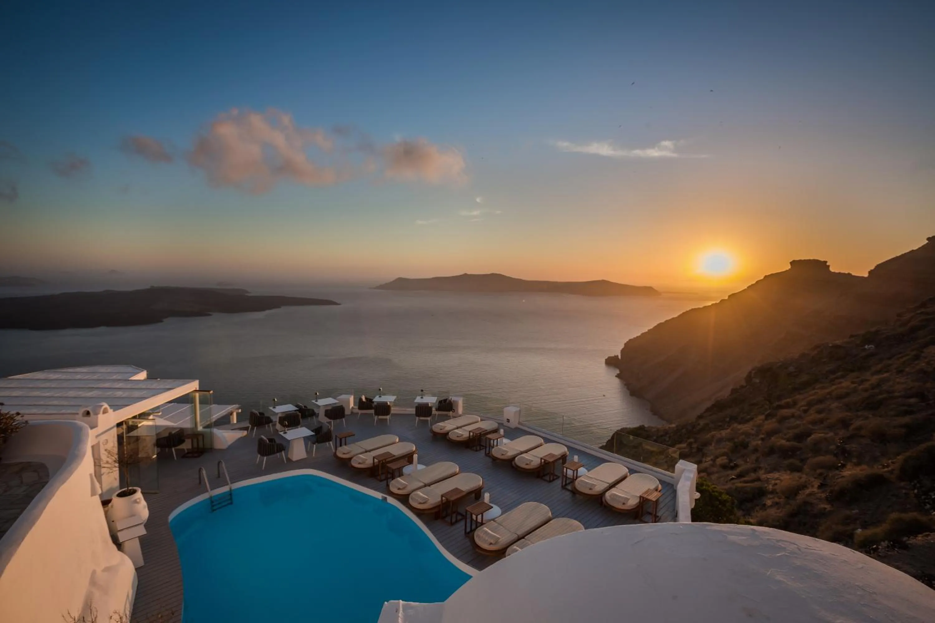 Natural landscape in Sun Rocks Luxury suites