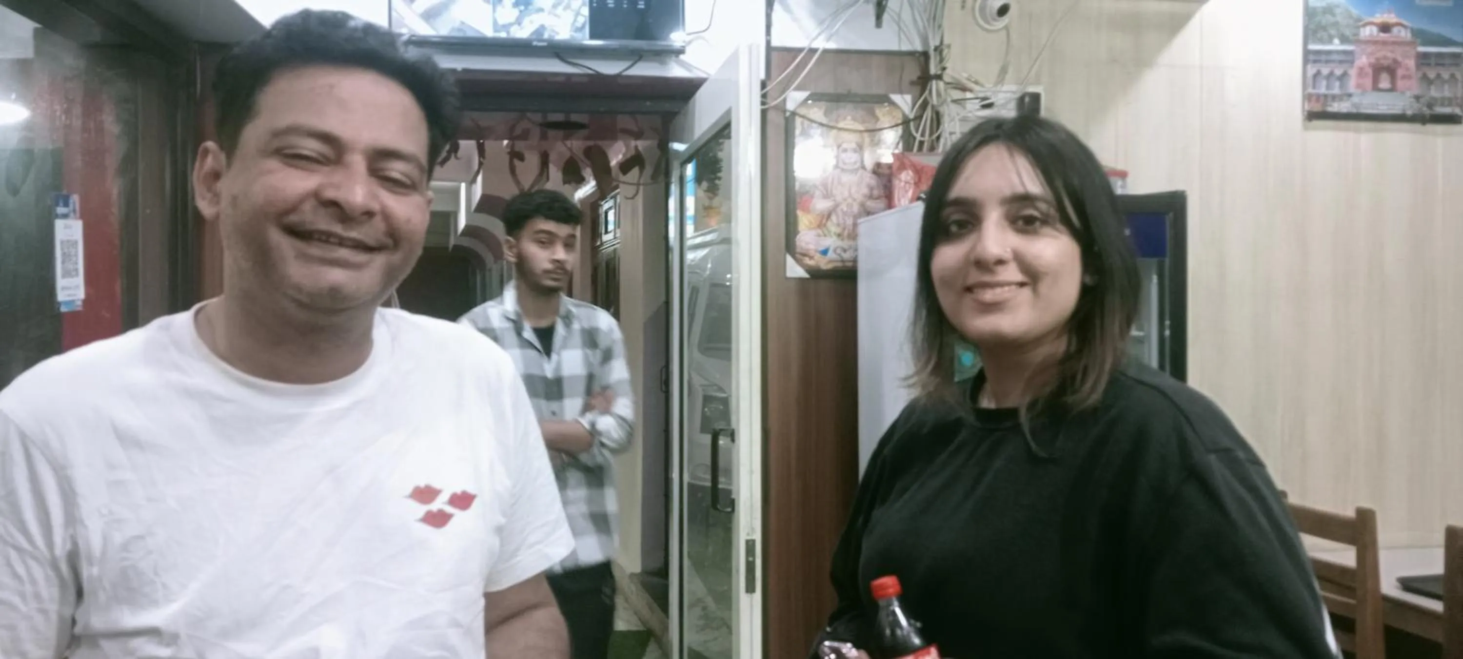 Guests in The Mrityunjaya Palace 3 Star hotel in Guptakashi