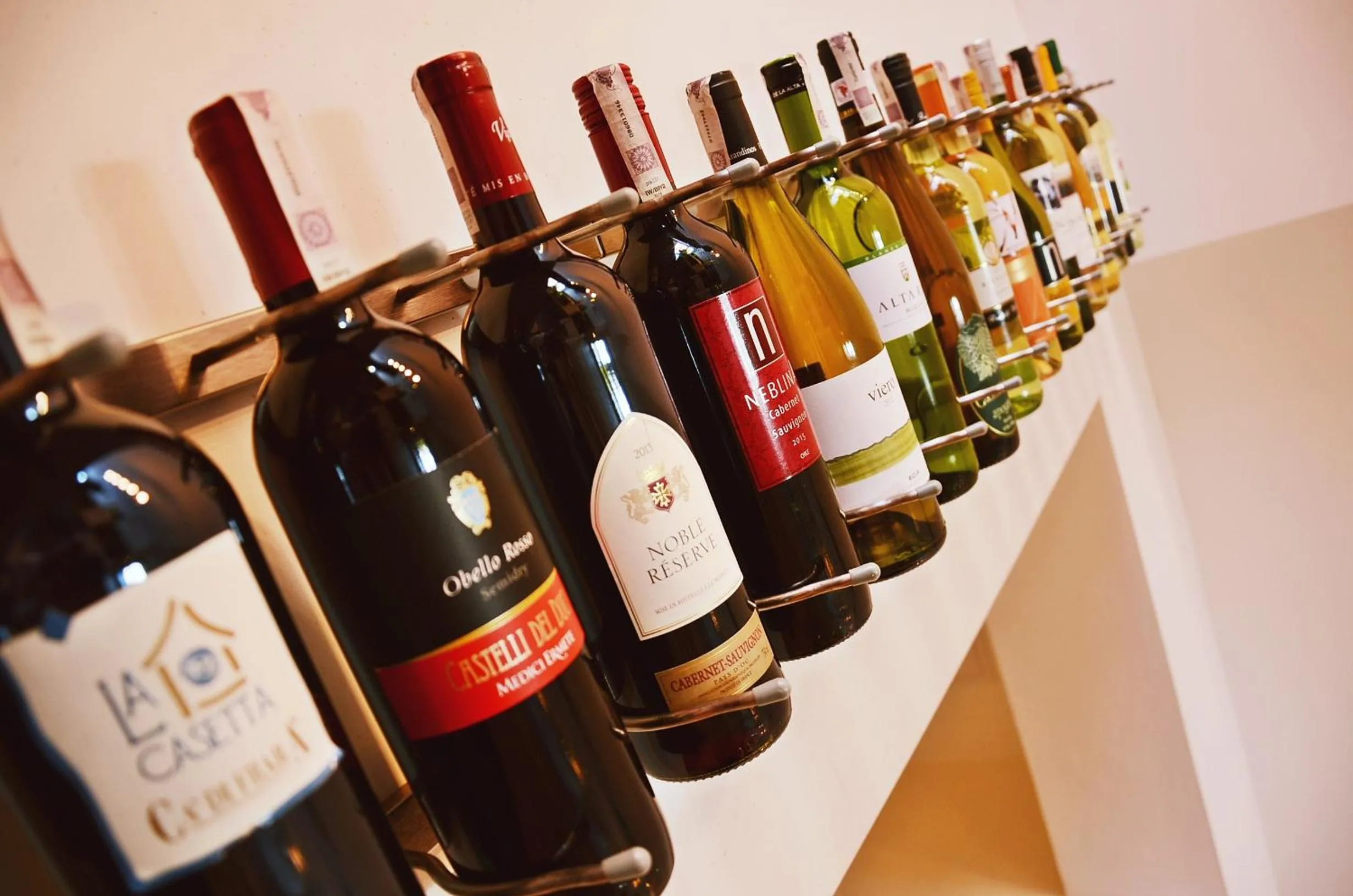 Alcoholic drinks in Hotel Willa Odkrywców