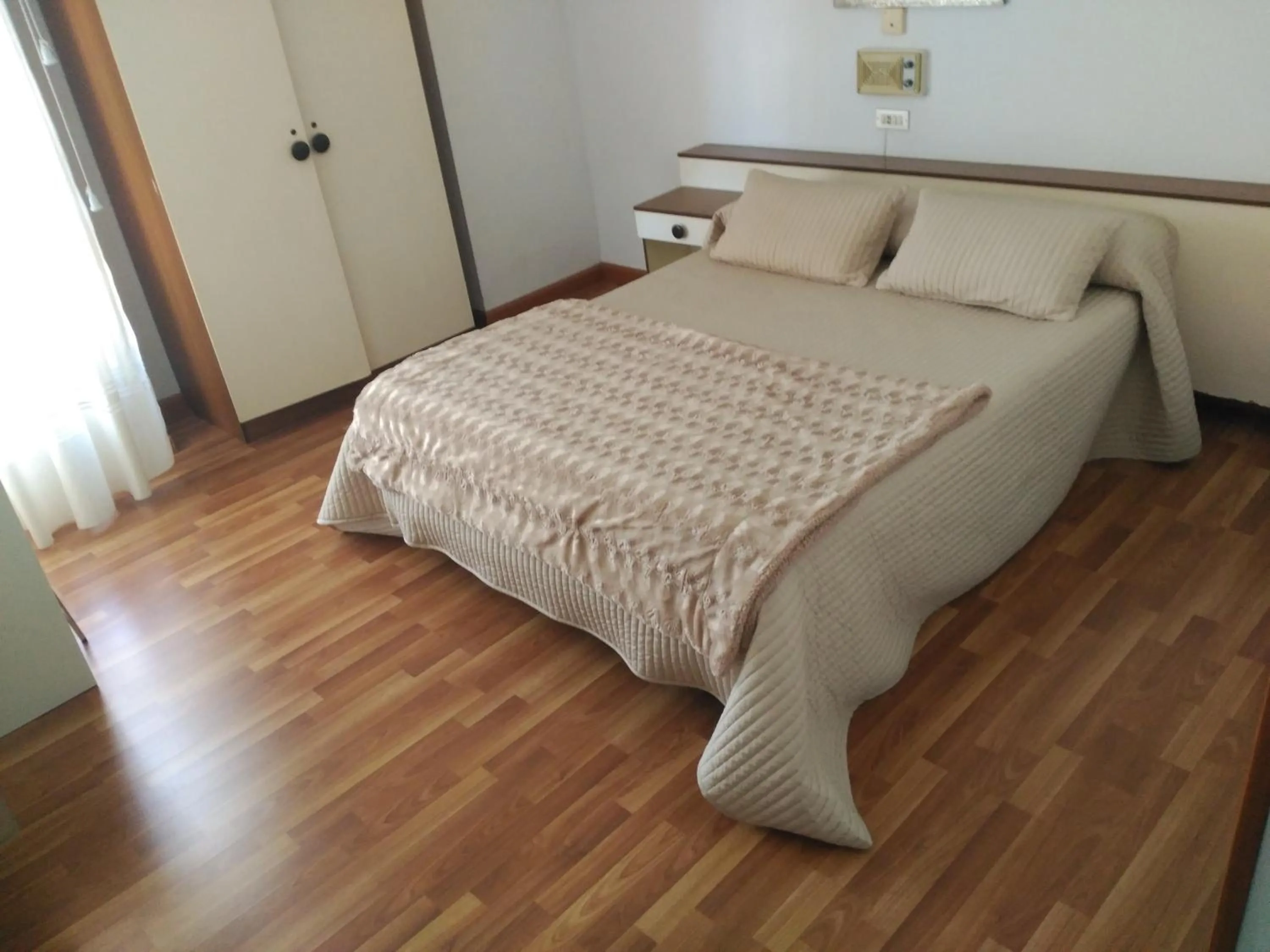 Double Room in Hotel Puente de los Santos