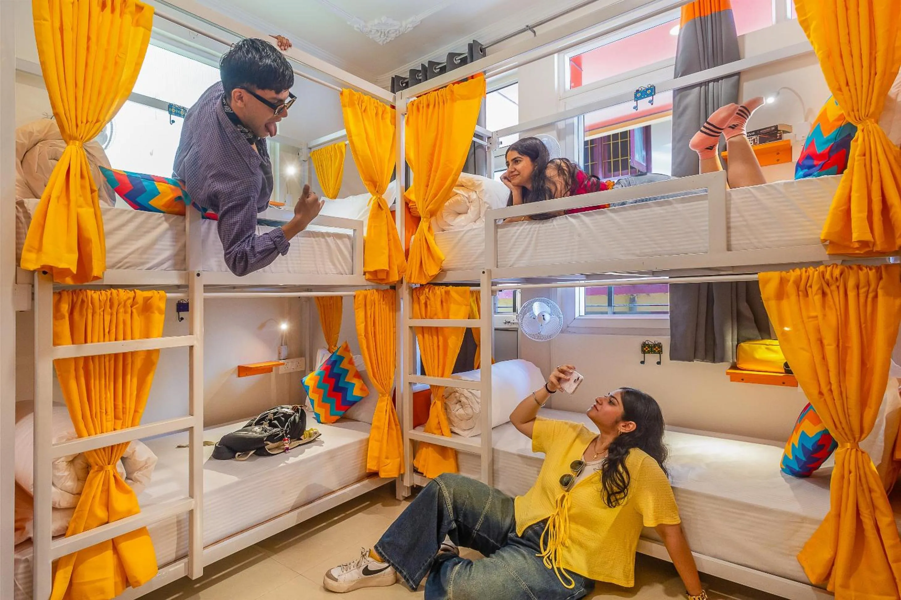 Bed in 8-Bed Mixed Dormitory Room in goSTOPS Mcleodganj, Mall Road