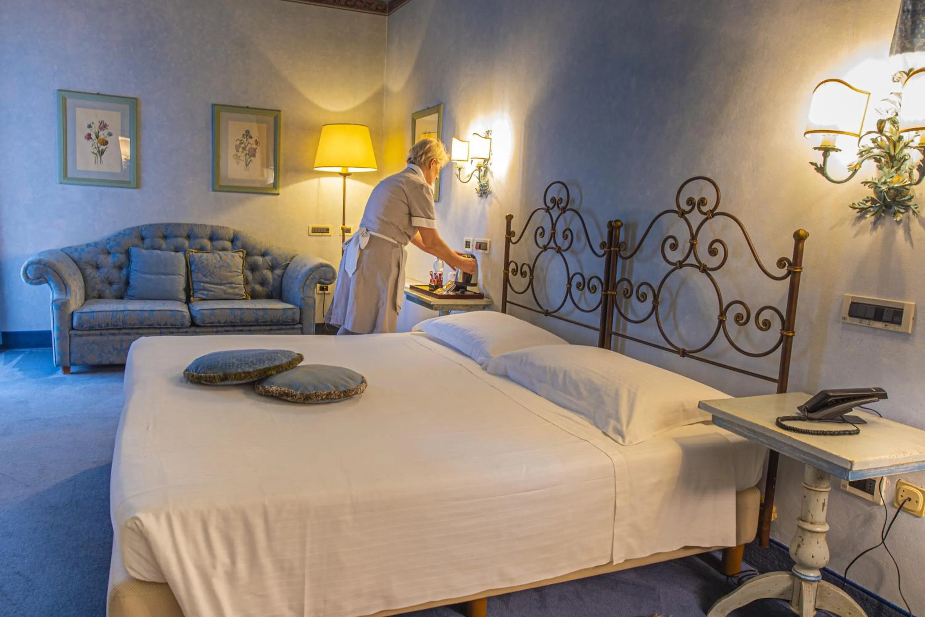 Bed in Hotel Boccaccio