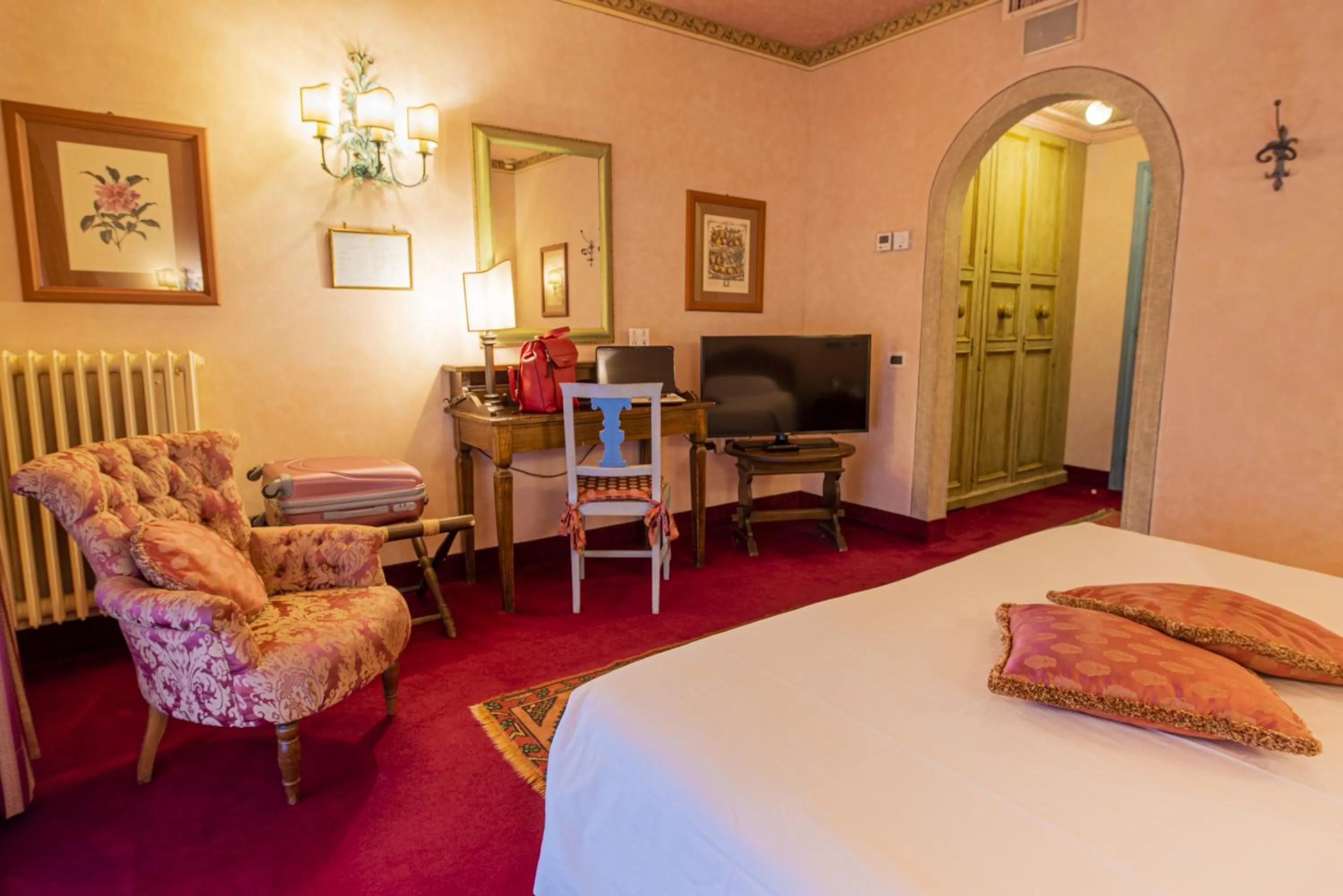 Bedroom, Bed in Hotel Boccaccio