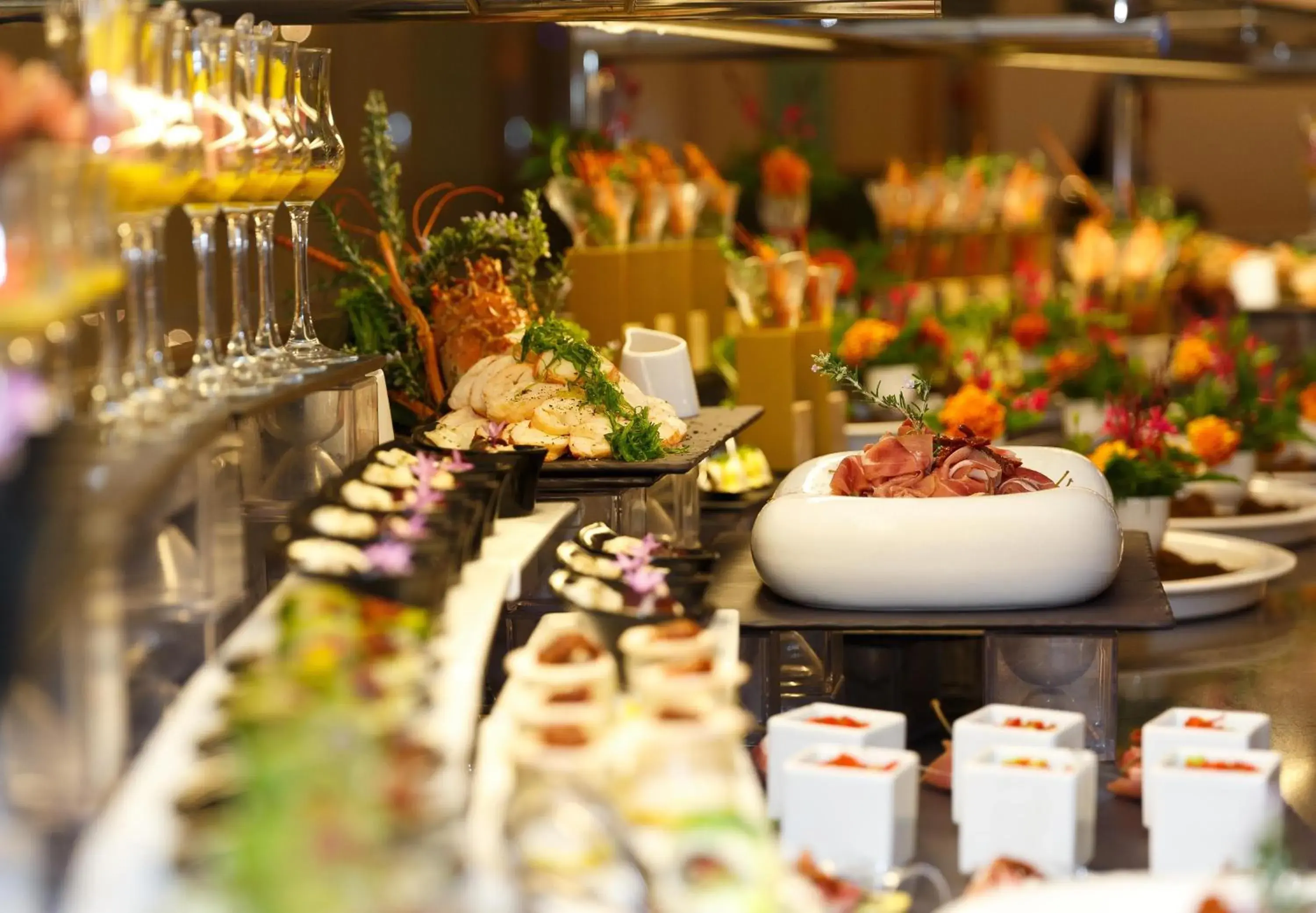 Restaurant/places to eat in Elysium Resort & Spa Restaurant/places to eat in Elysium Resort & Spa