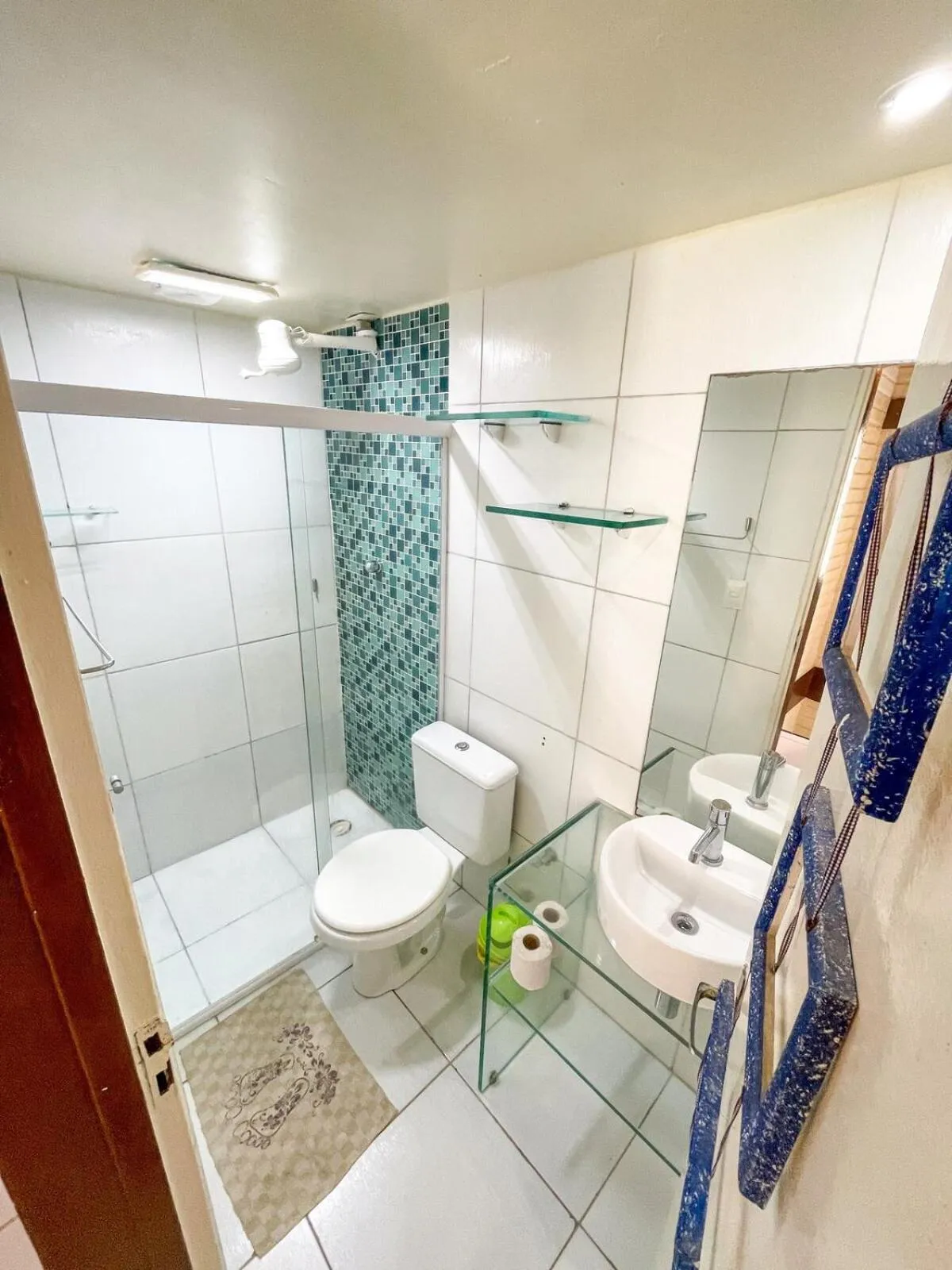 Casa com Piscina a 40 metros do Mar by La Playa