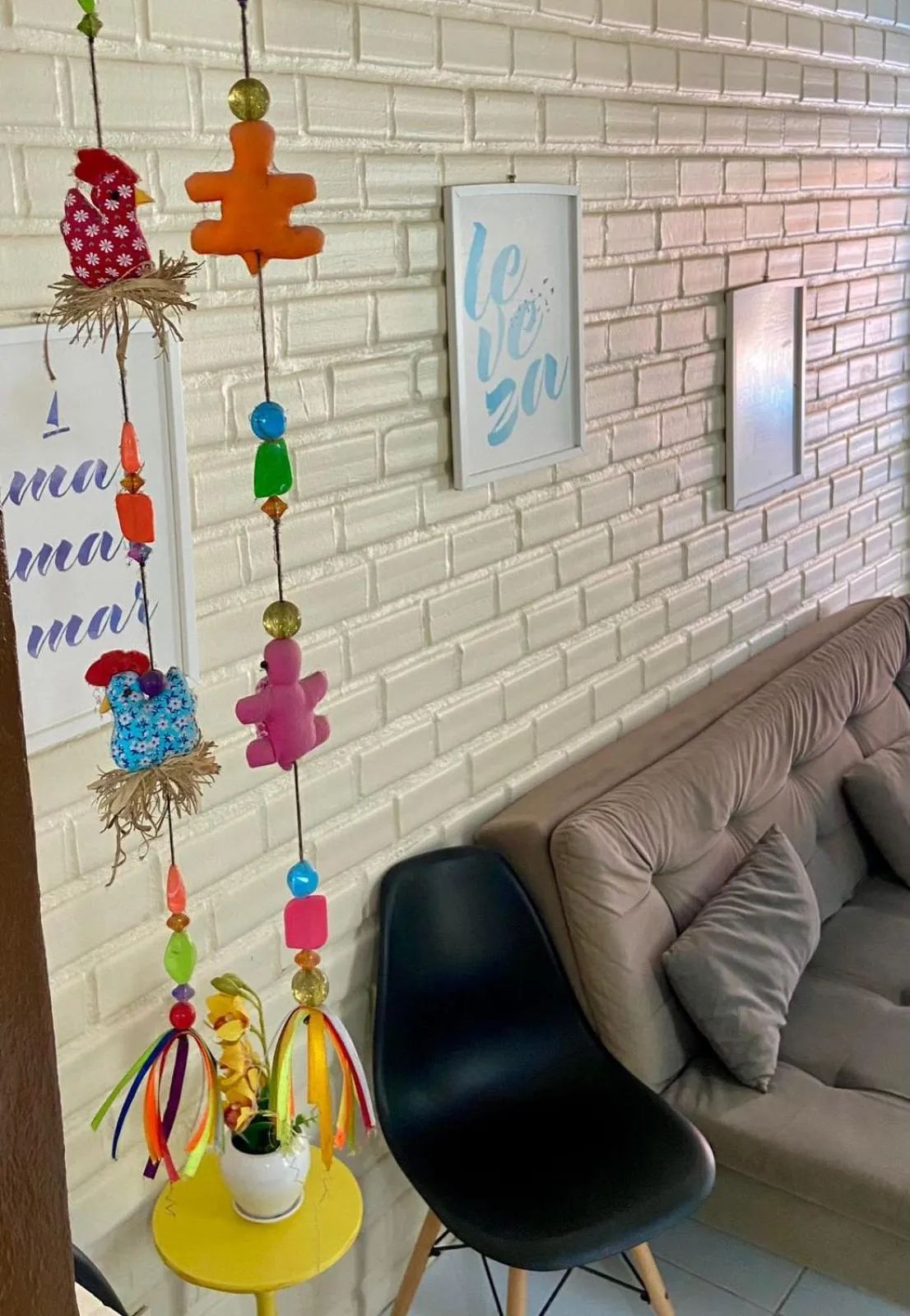 Casa com Piscina a 40 metros do Mar by La Playa