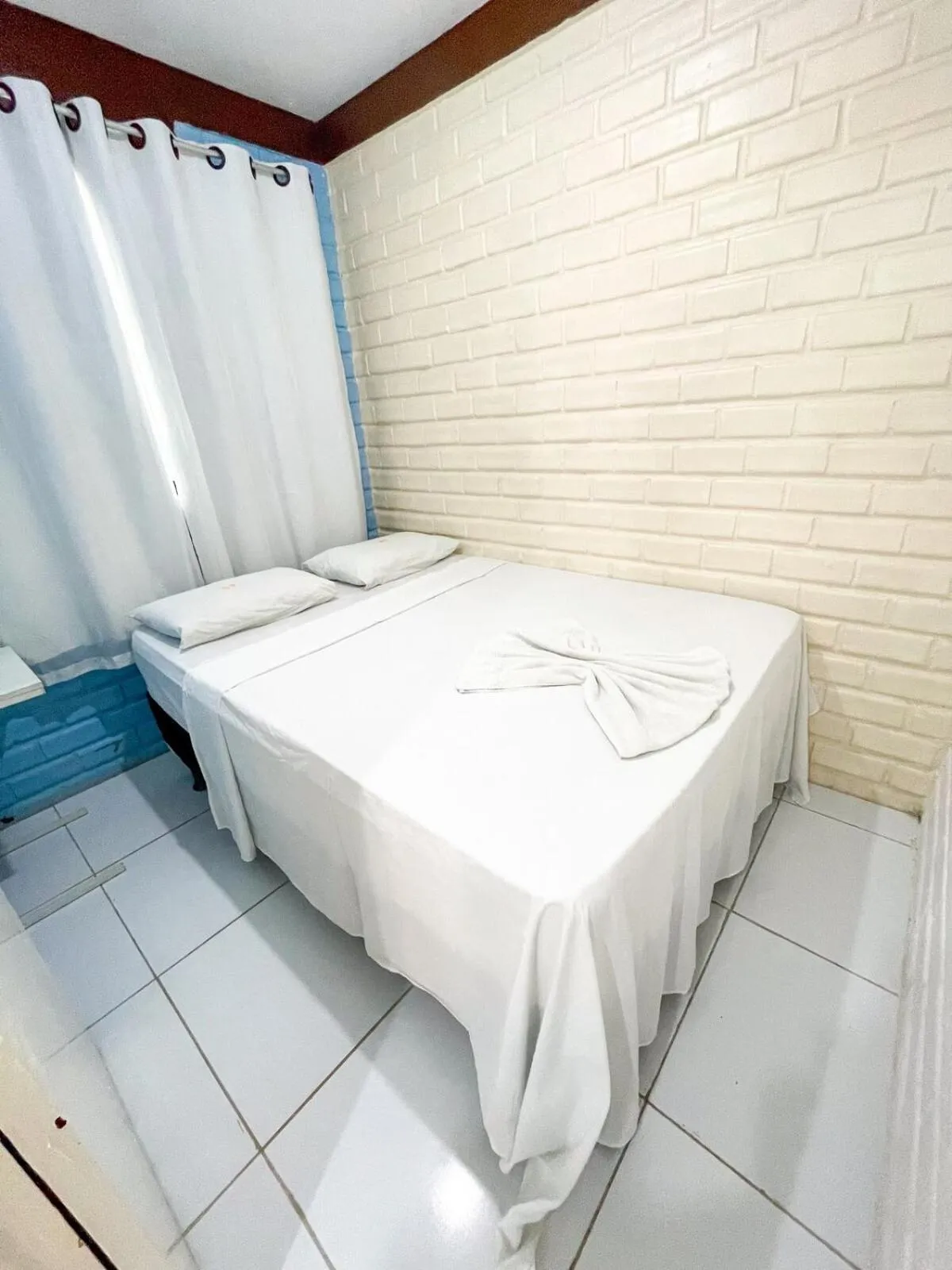 Bed in Casa com Piscina a 40 metros do Mar by La Playa