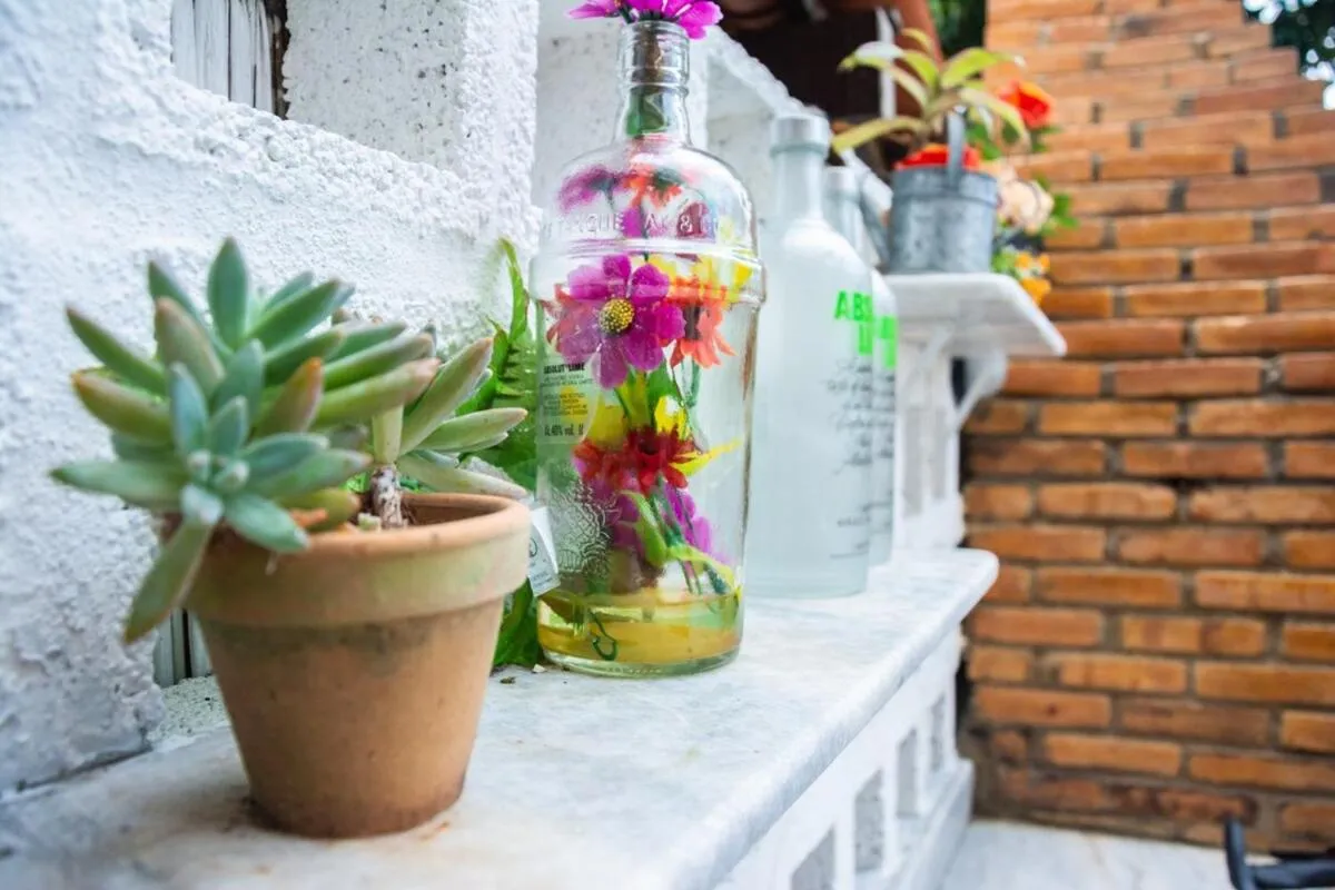 Casa com Piscina a 40 metros do Mar by La Playa