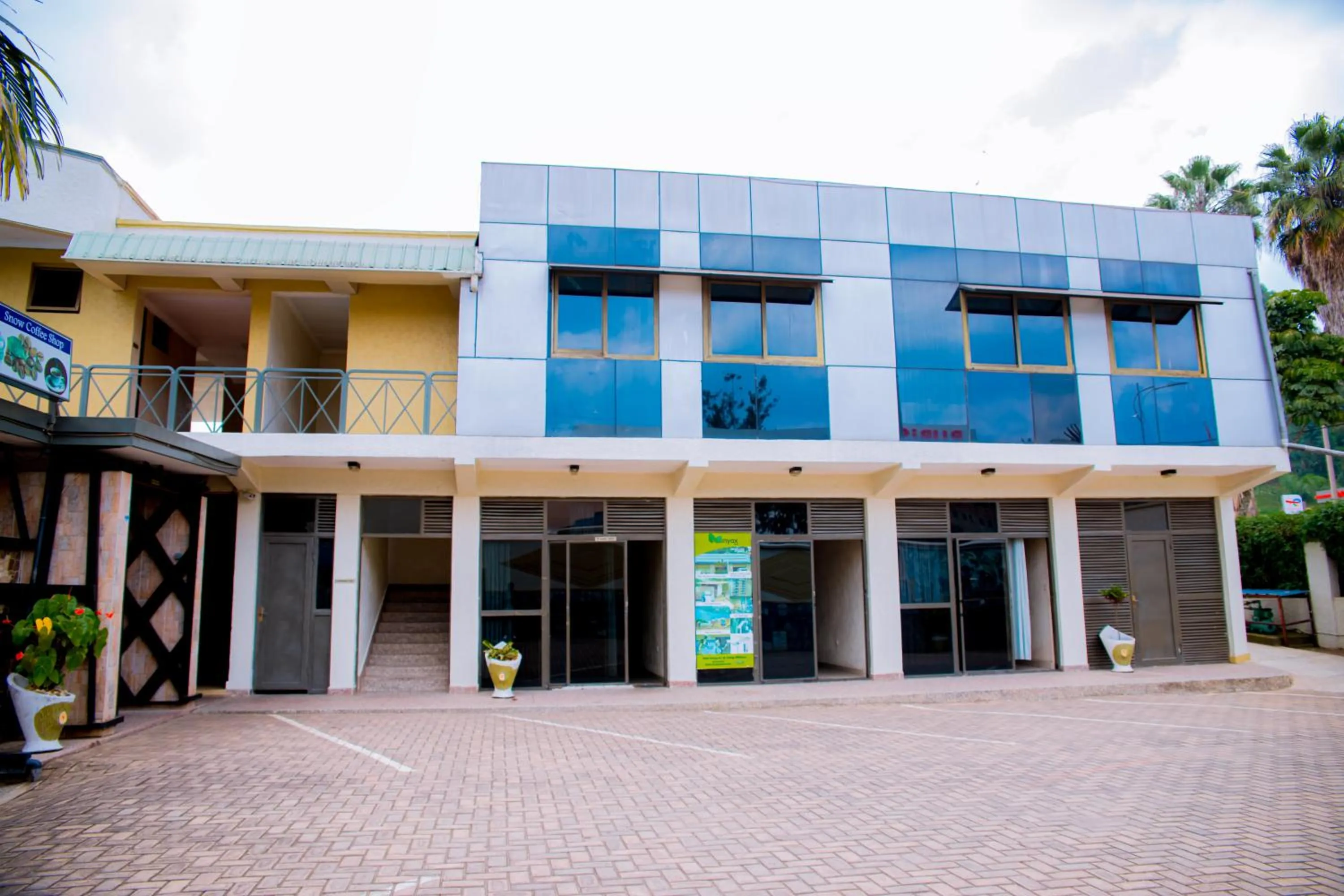 Ineza Hotel Musanze - Snow Hotel