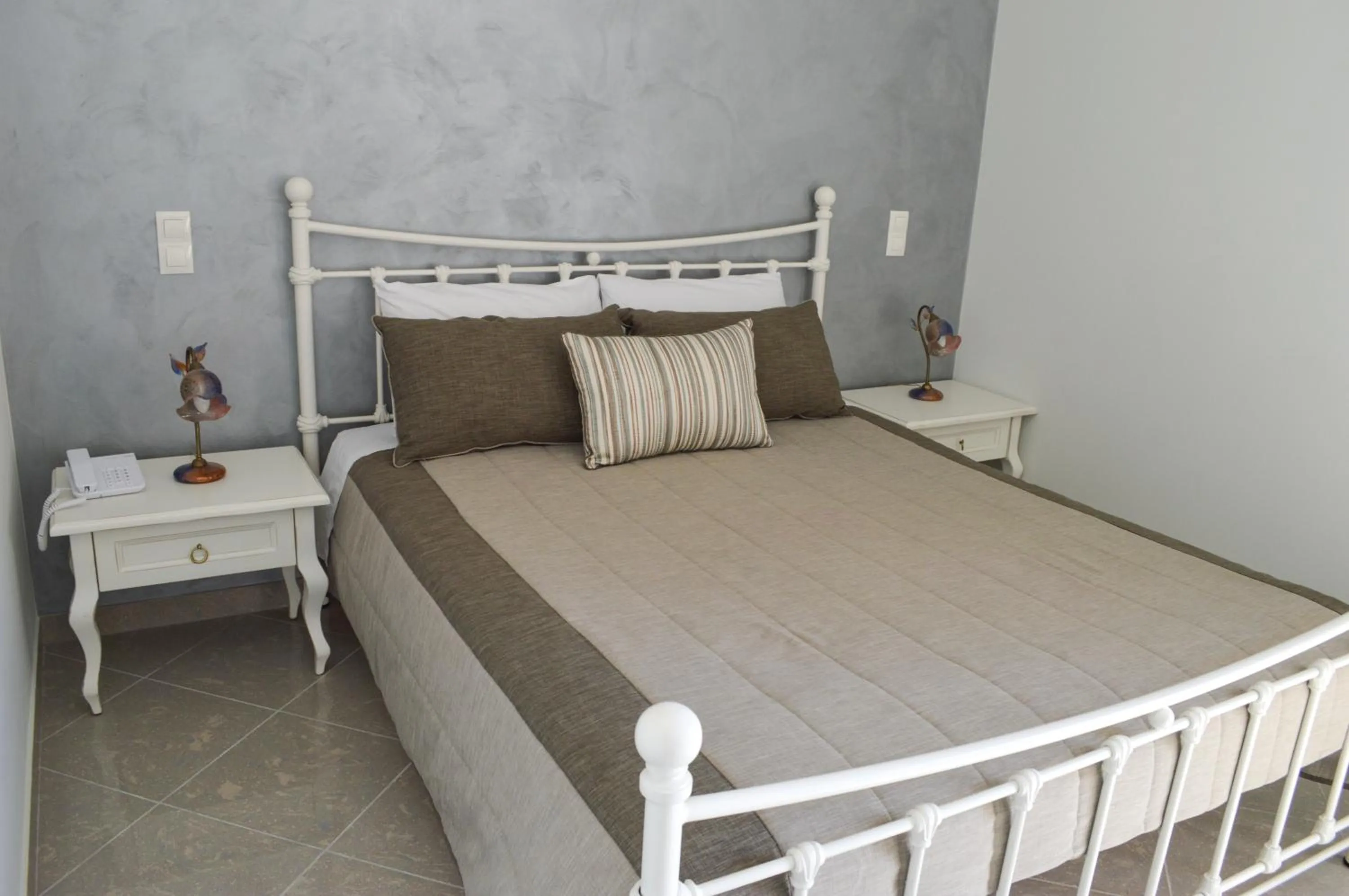 Photo of the whole room in Castro Hotel