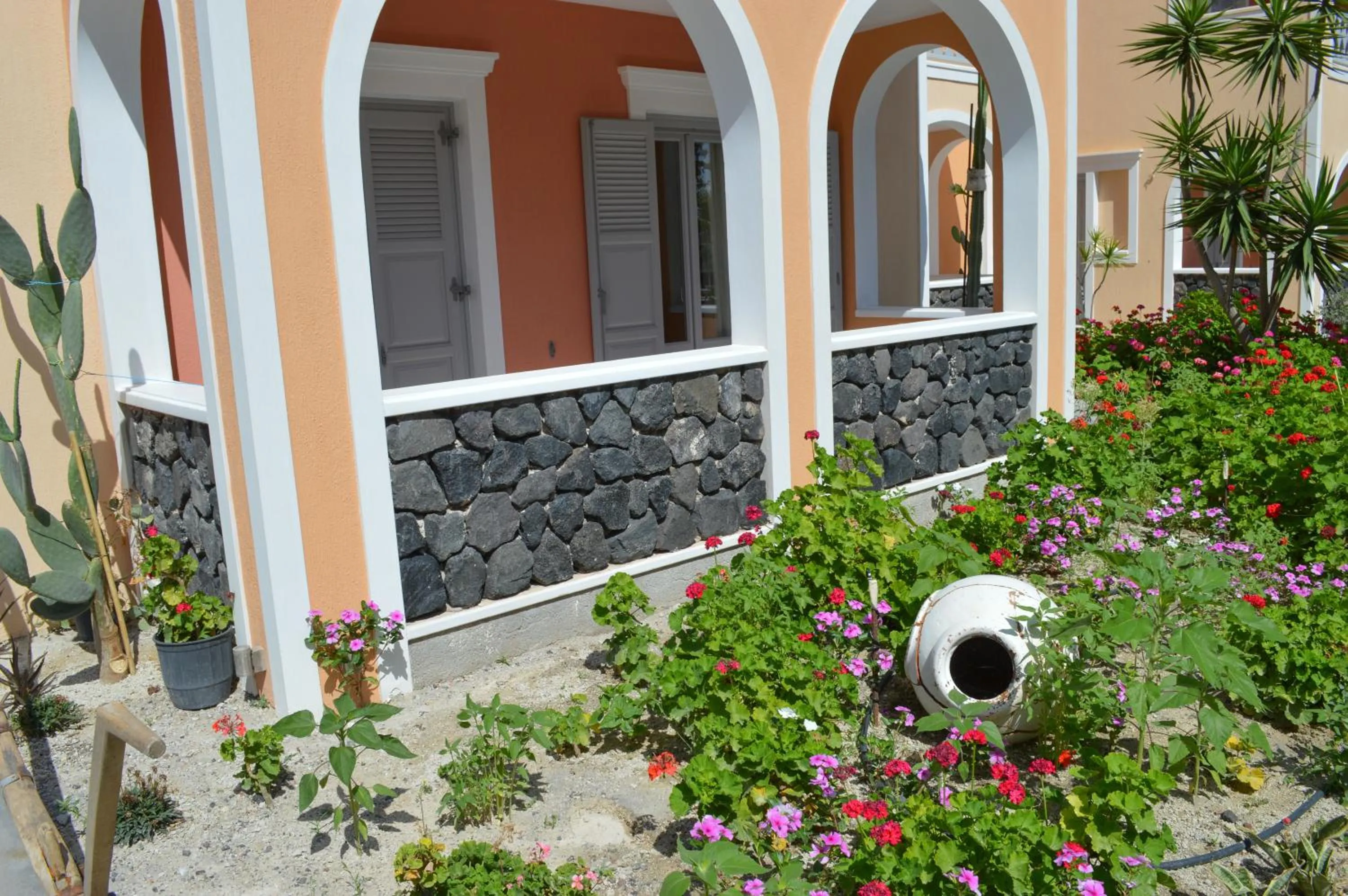 Facade/entrance in Castro Hotel