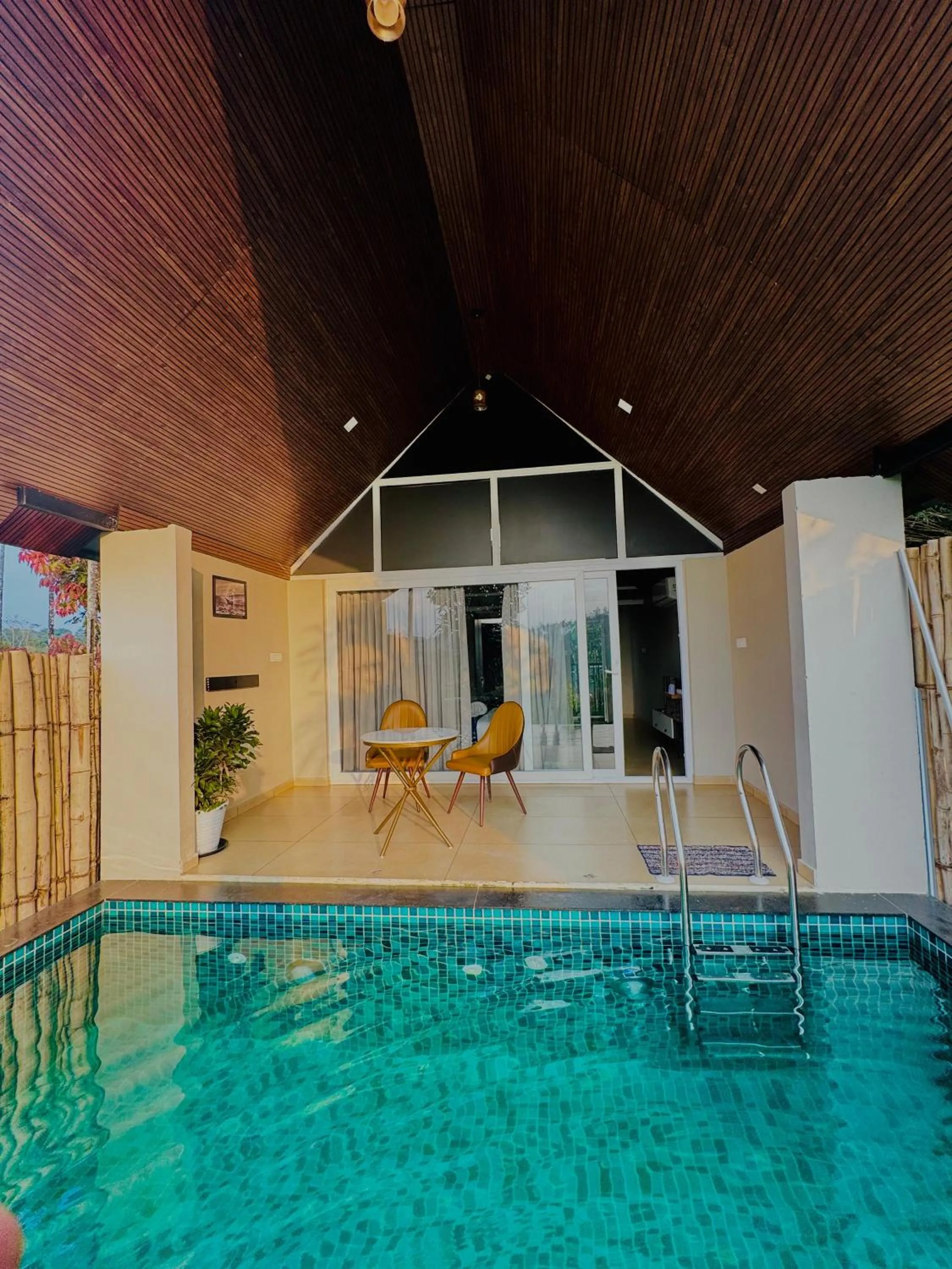 Hayashi Resort