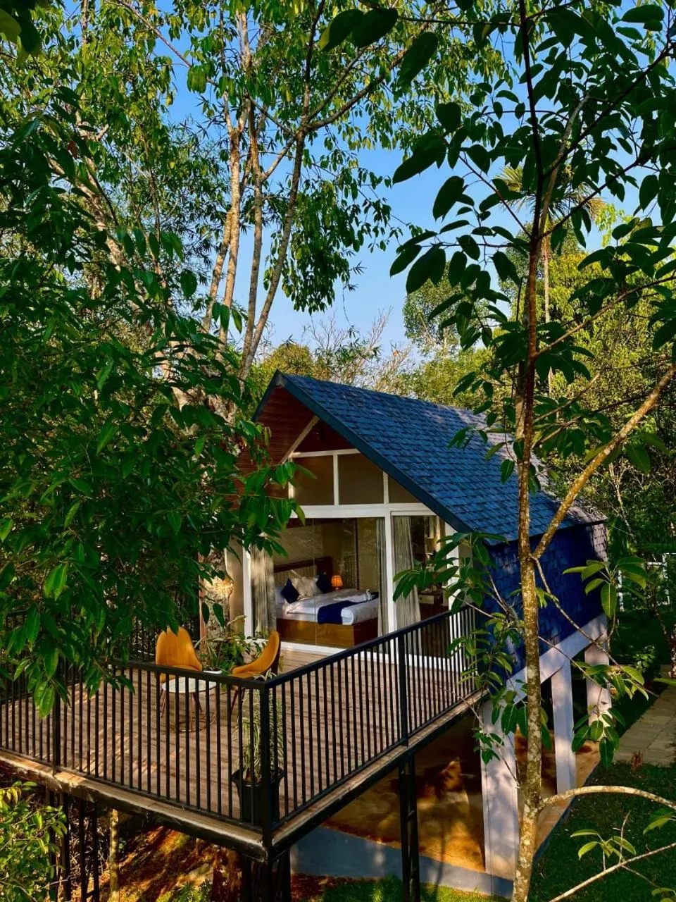 Property building in Hayashi Resort