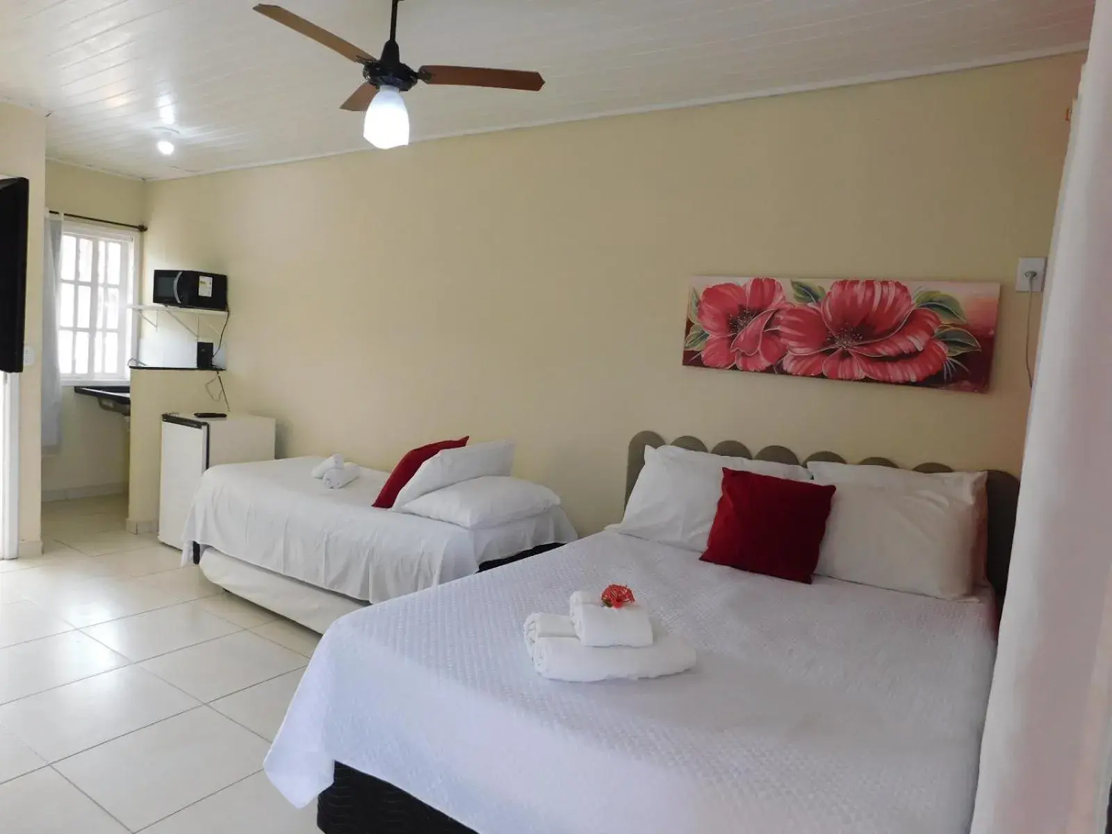 Standard Quadruple Room in Pousada Luzes de Geribá Standard Quadruple Room in Pousada Luzes de Geribá