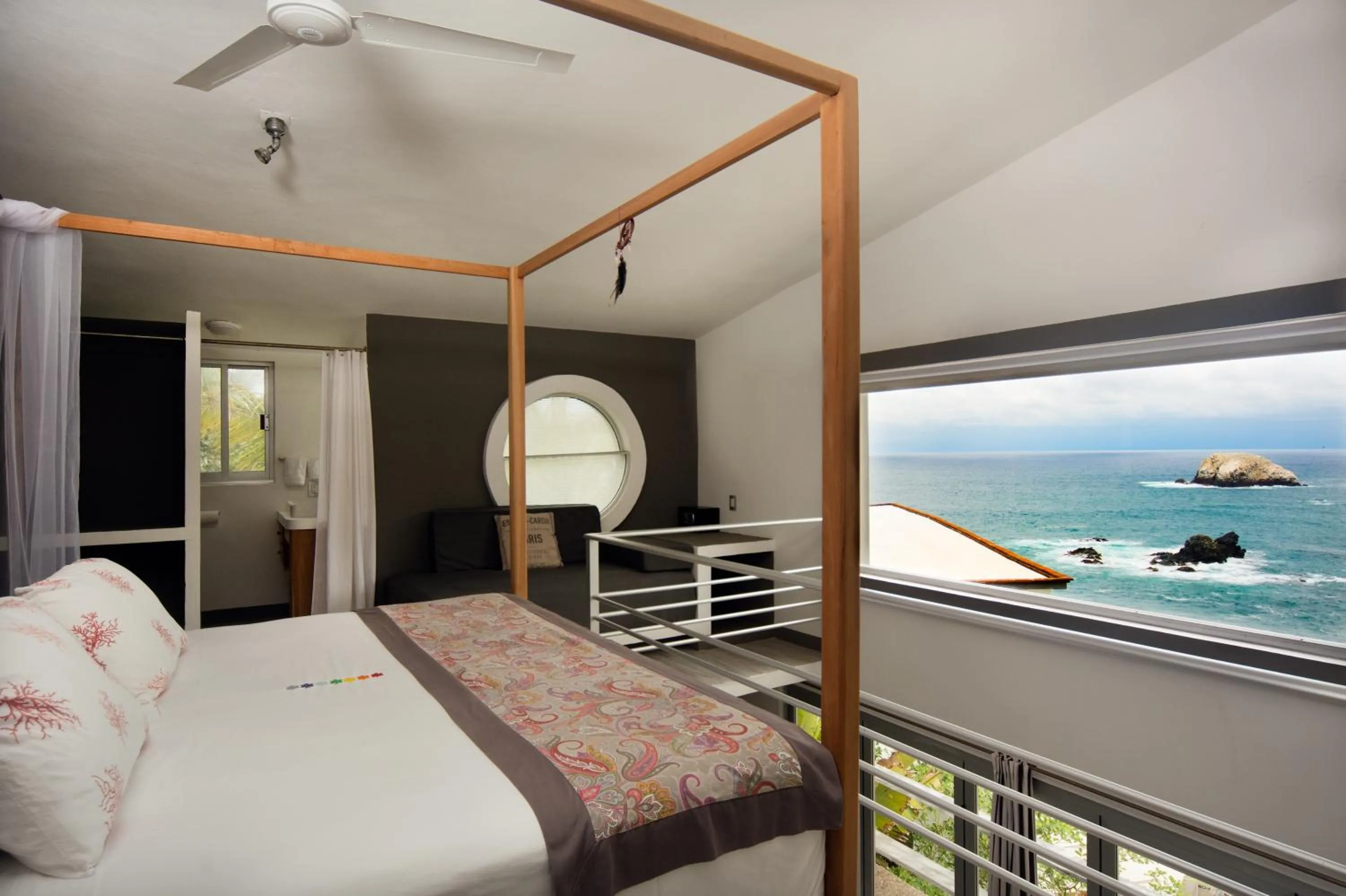 Photo of the whole room, Bed in Villa Aikia (Adults Suites A/C)