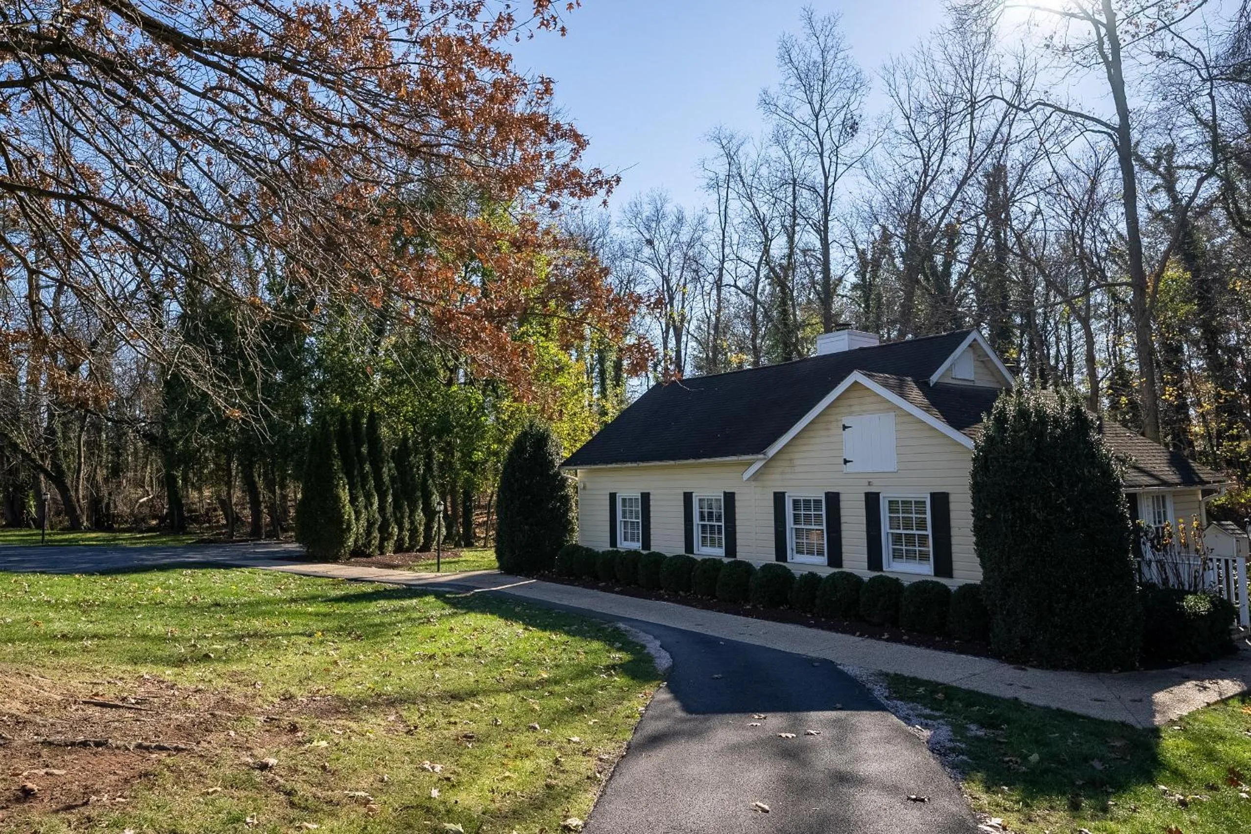Property building in Antrim 1844