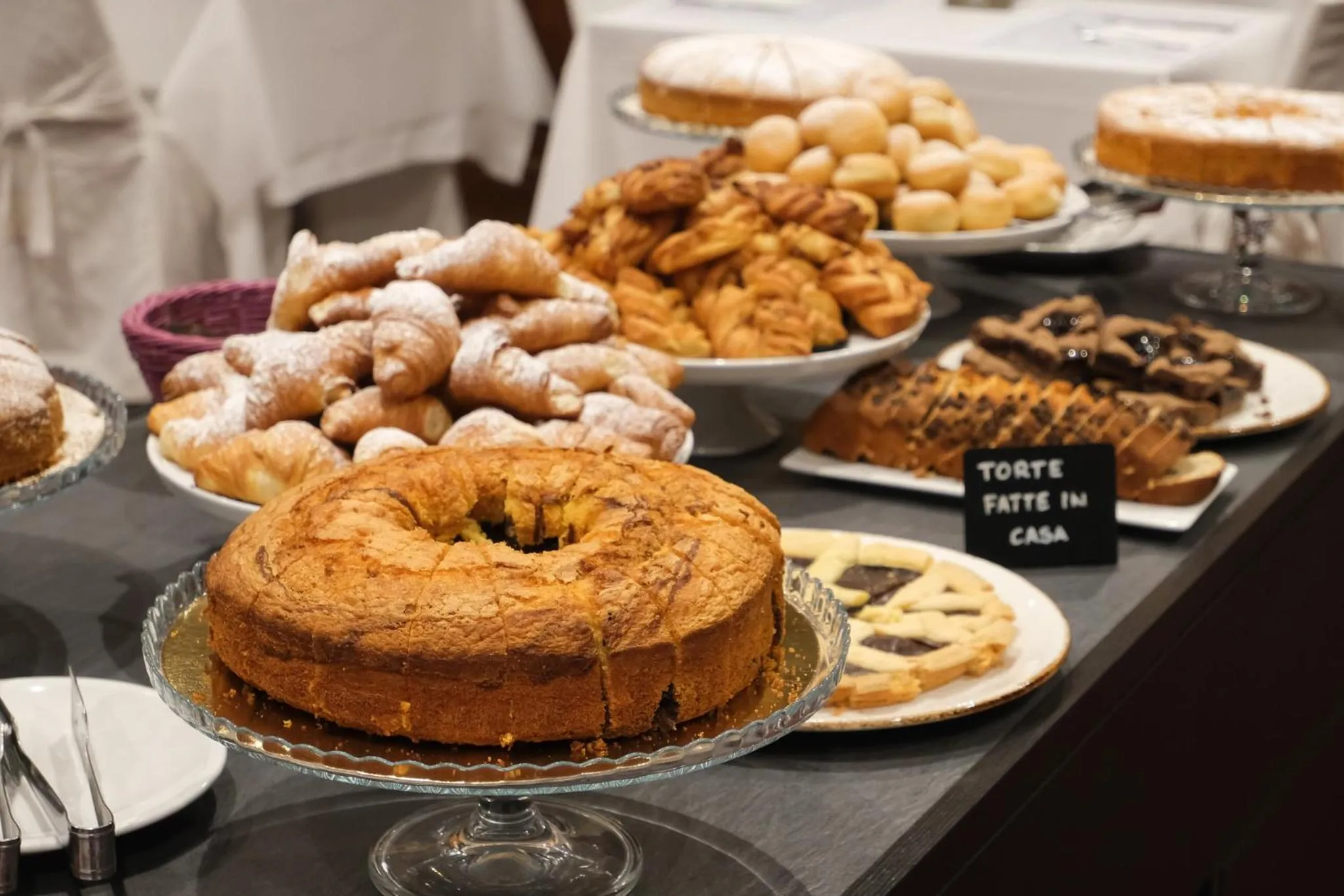 Breakfast in Hotel Dei Congressi