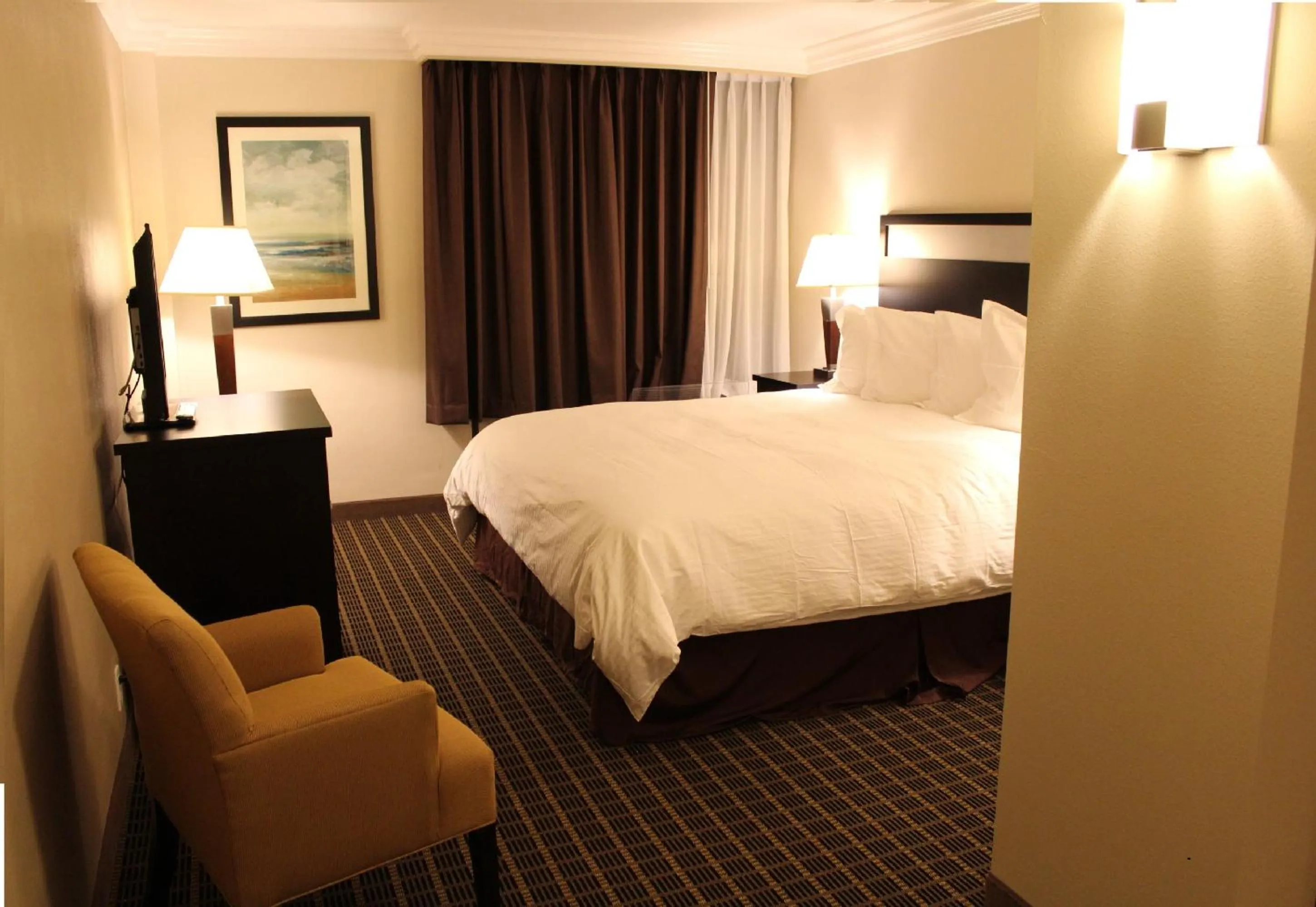 Photo of the whole room in Alhambra Hotel