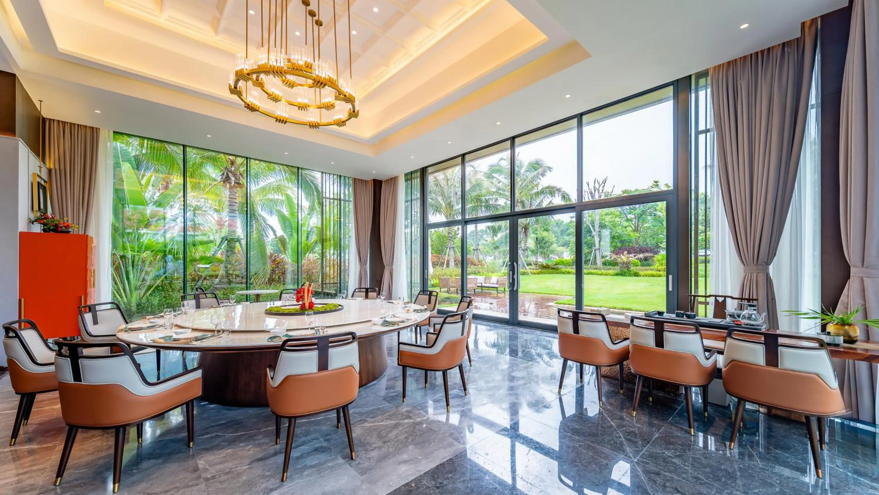 Restaurant/places to eat in Holiday Inn Hainan Xiangshui Bay by IHG