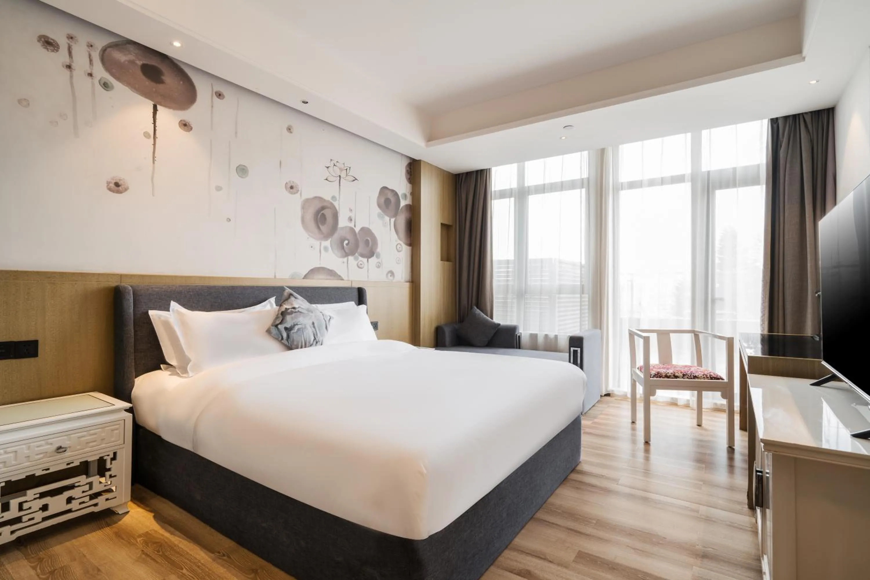 Photo of the whole room, Bed in Paco Hotel Shuiyin Road Guangzhou