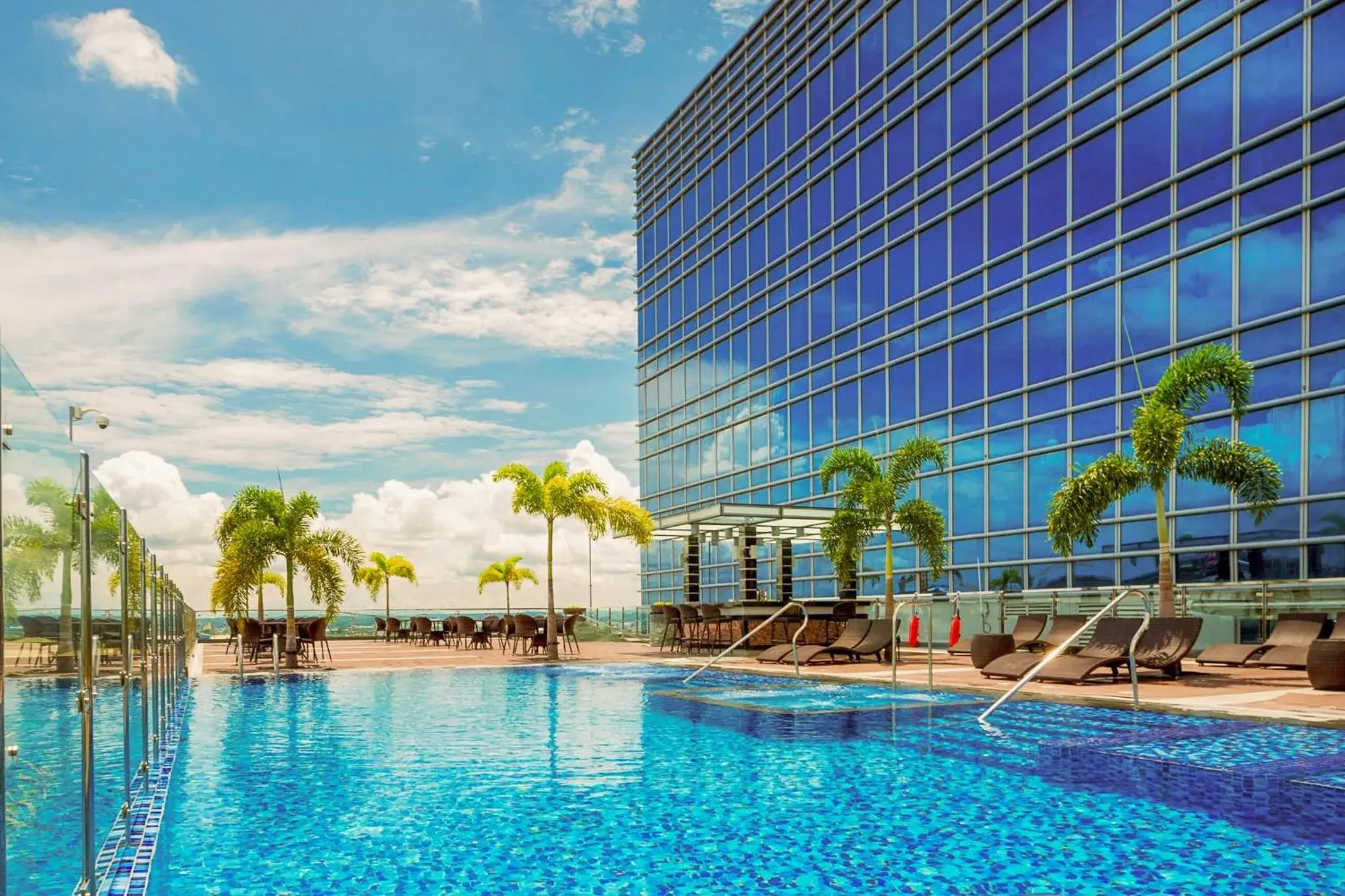 Pool view in Richmonde Hotel Iloilo Pool view in Richmonde Hotel Iloilo