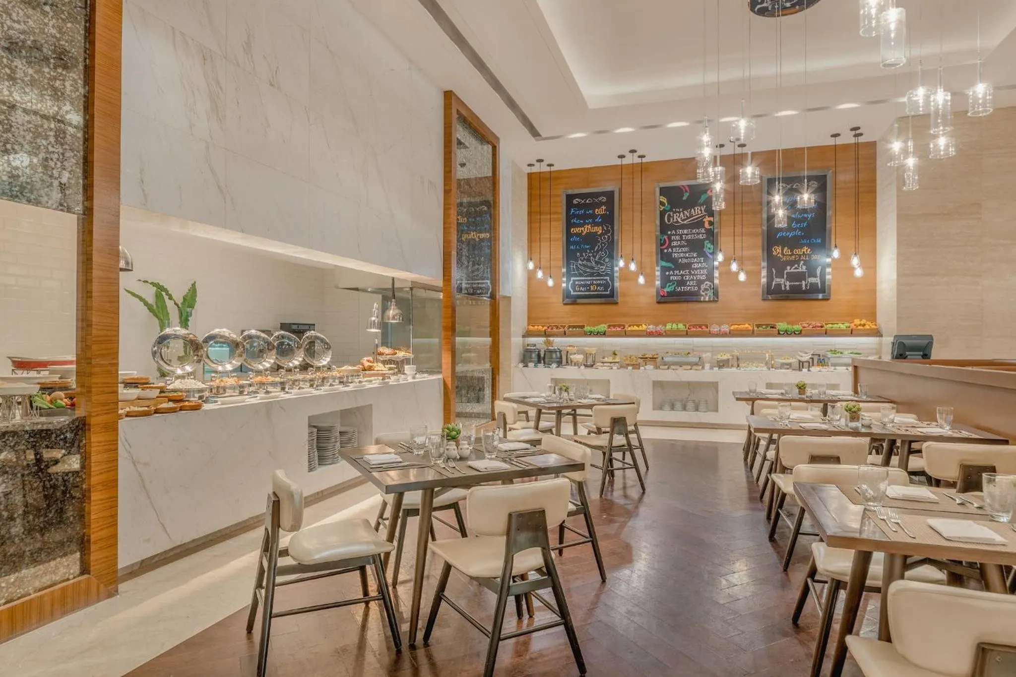 Restaurant/places to eat in Richmonde Hotel Iloilo