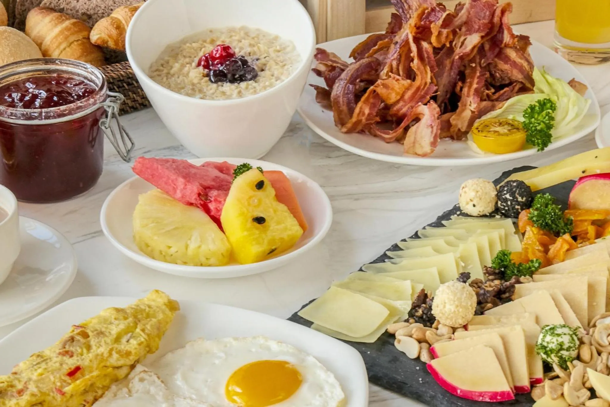 Restaurant/places to eat in Richmonde Hotel Iloilo