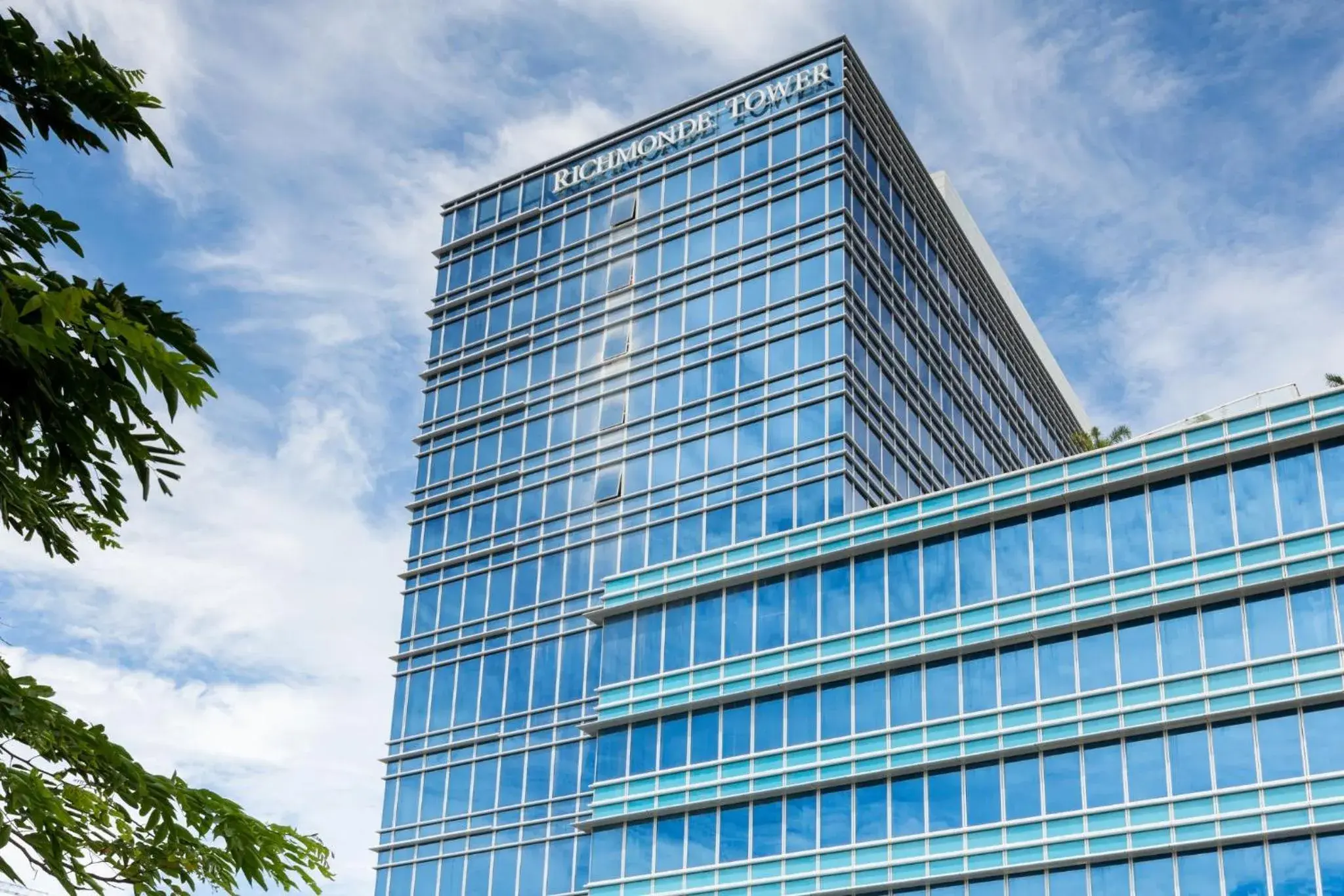 Property building in Richmonde Hotel Iloilo Property building in Richmonde Hotel Iloilo