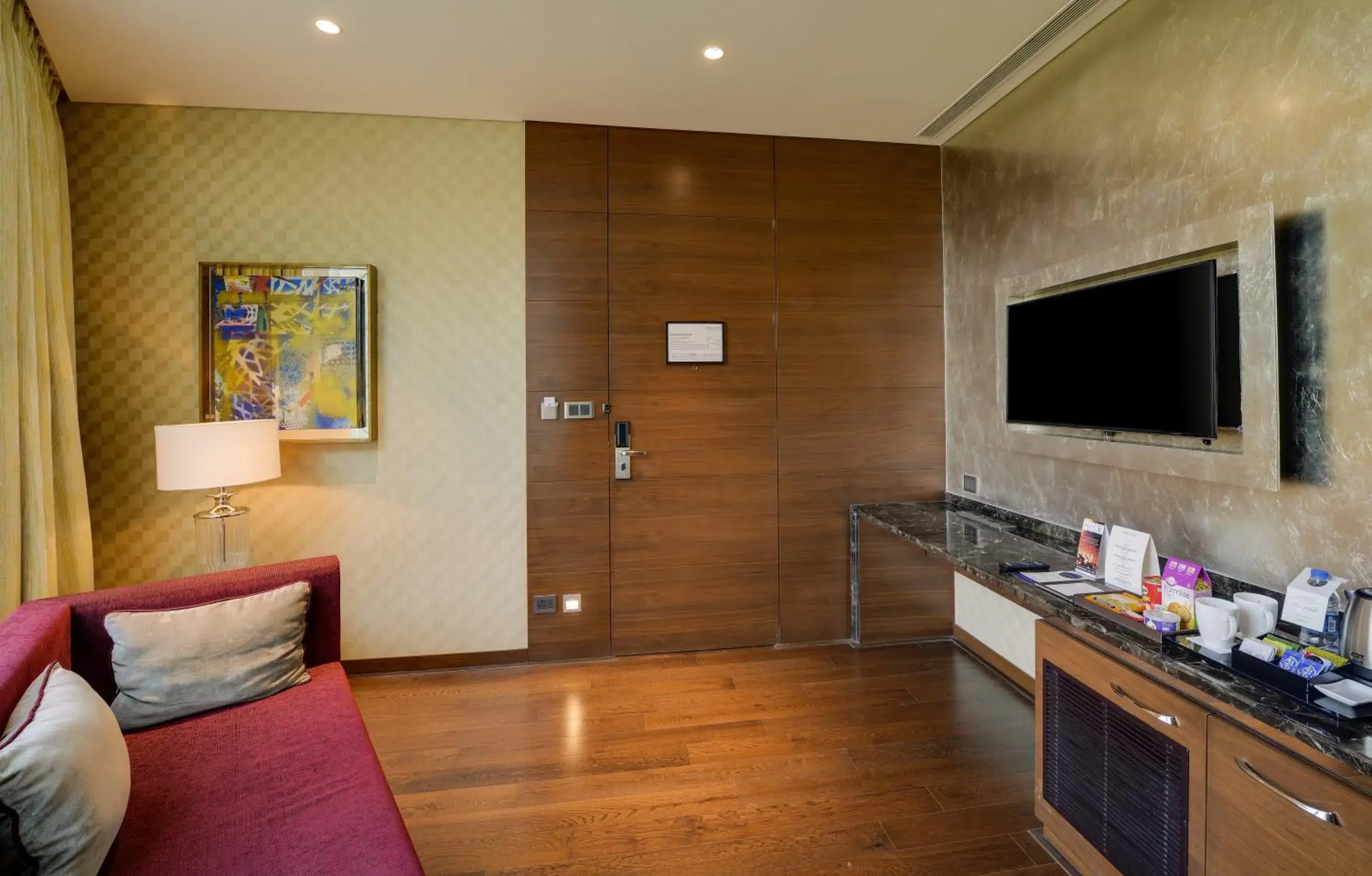 Niranta Suite in Niranta Transit Hotel Terminal 2 Arrivals/Landside Niranta Suite in Niranta Transit Hotel Terminal 2 Arrivals/Landside