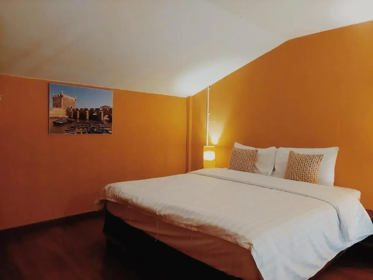 Bed in Retro Box Hotel Chumphon Bed in Retro Box Hotel Chumphon