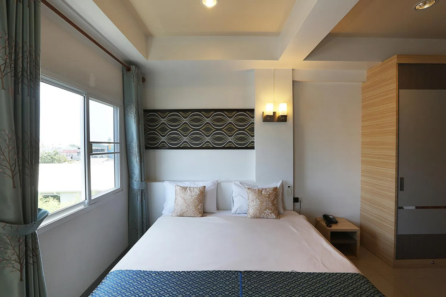 Bedroom, Bed in V Place Residence