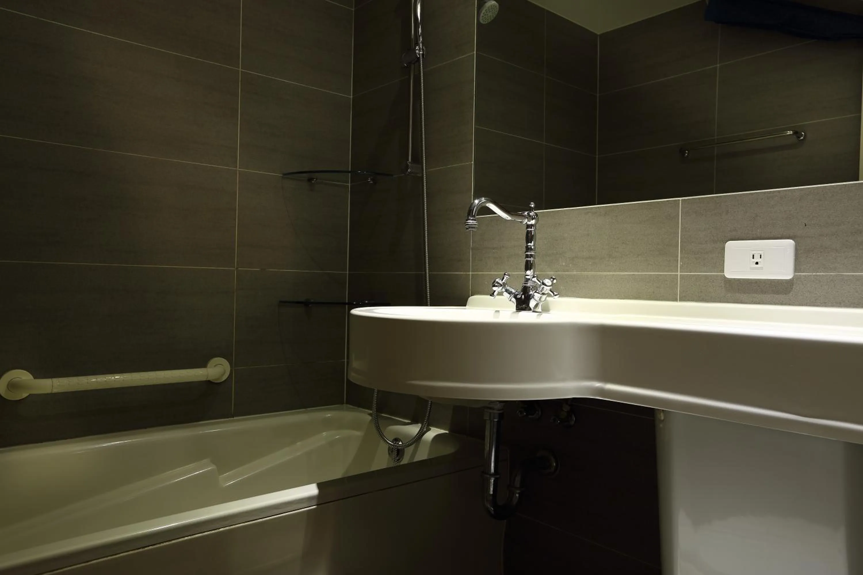 Shower in Cingjing Hanging Garden & Resort